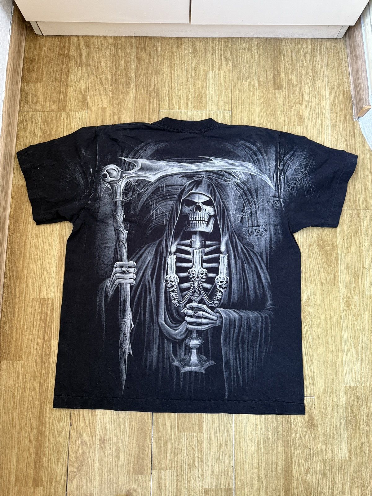Gildan Grim Reaper Skull Candle Tatoo Death Rock Discharge t shirt Size US XL / EU 56 / 4 - 2 Thumbnail