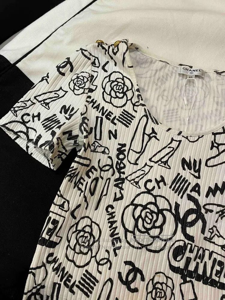 Other Chanel 19a Egyptian black and white printed short-sleeved Size XXS / US 00 / IT 34 - 2 Thumbnail