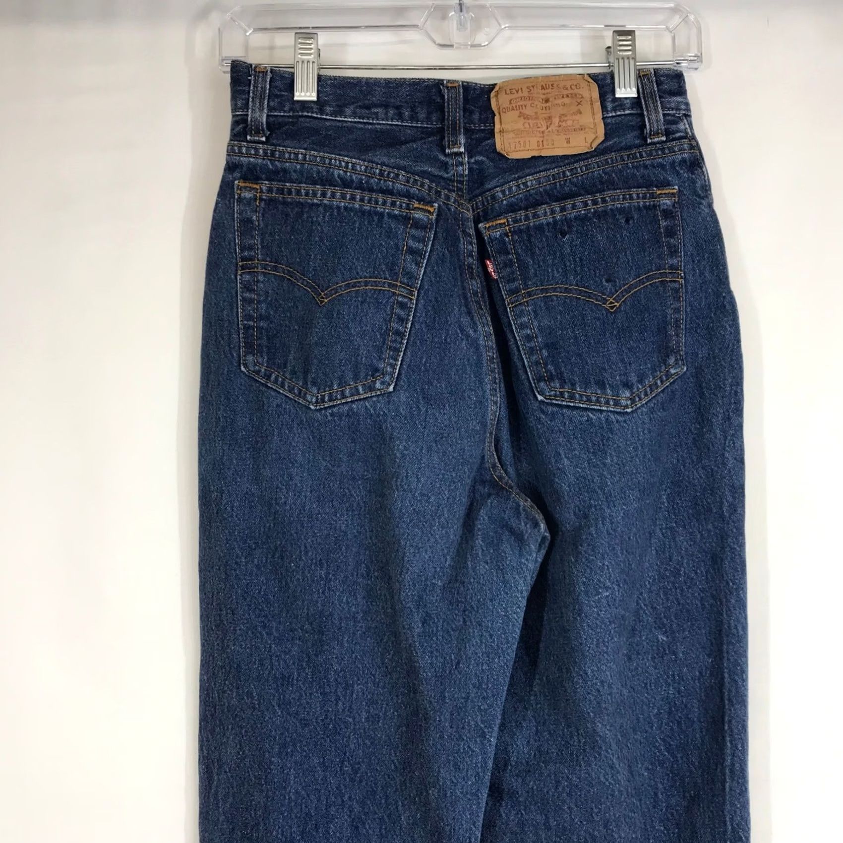 Levi's VTG Levi's 501 Women Jeans Dark Wash High Rise Button Fly Levi's 501 Original Fit Jeans Size 9 Made USA Womens Retro Vintage Denim Straight Size 30" / US 8 / IT 44 - 5 Thumbnail