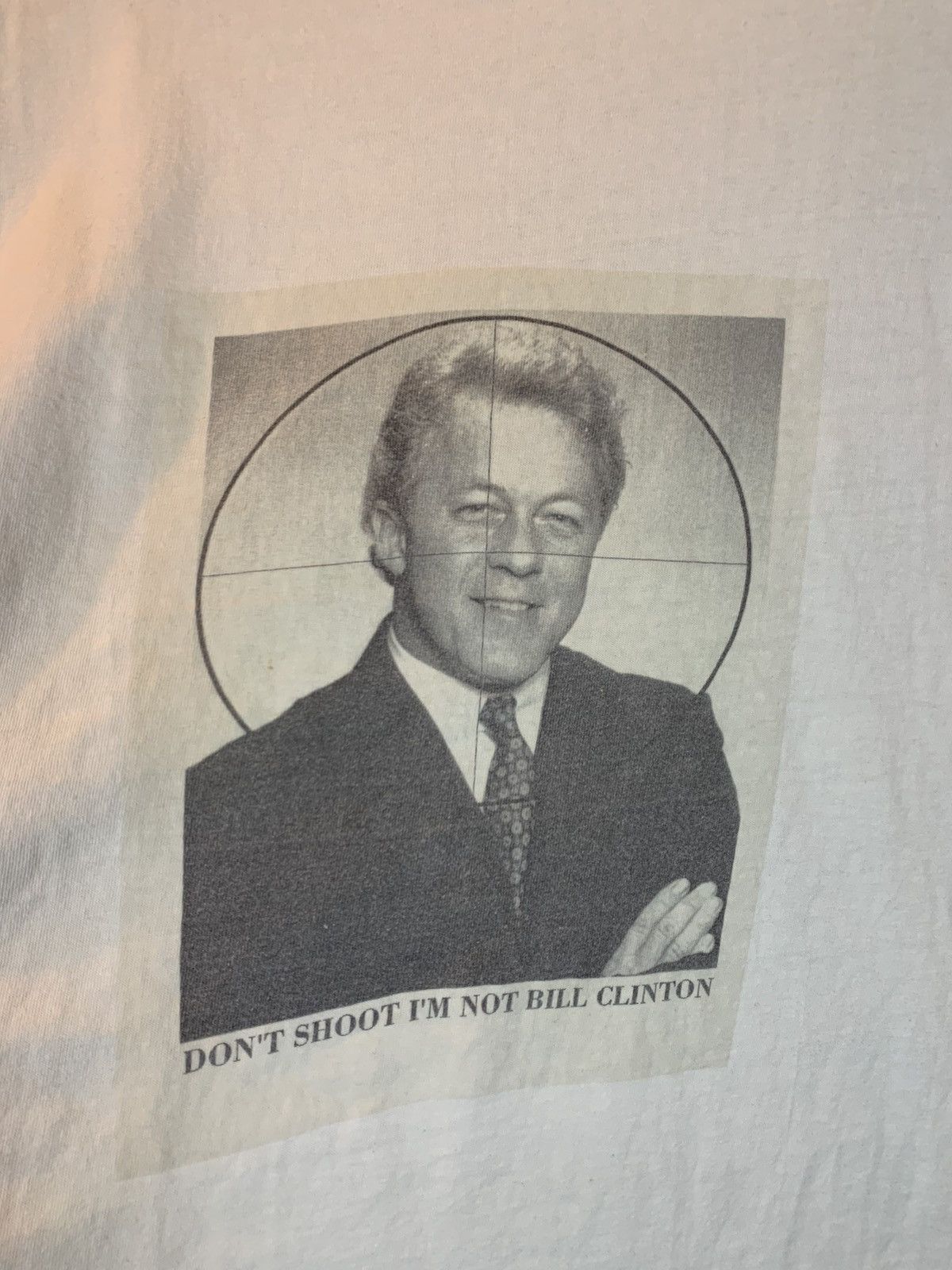 Vintage *RARE* Vintage 90’s Don’t Shoot I’m Not Bill Clinton T-Shirt Size US L / EU 52-54 / 3 - 3 Thumbnail