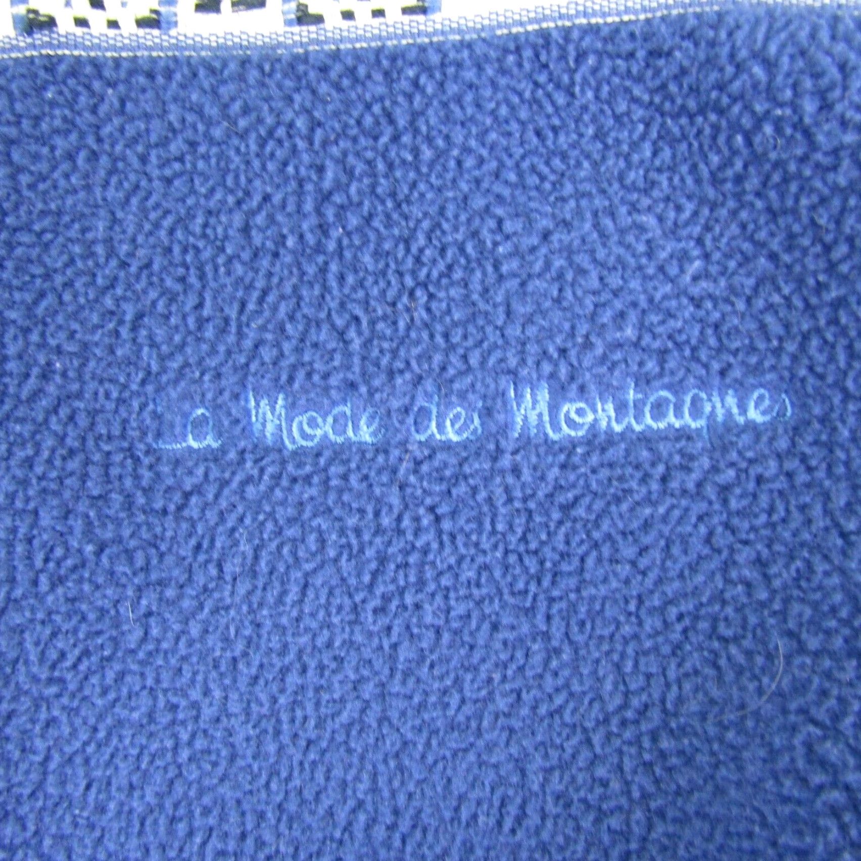 Vintage VINTAGE Montagnes Jacket Mens L Blue Fleece Coat Zip Up Outdoor Hiking Skiing Walking Full Zip Pockets Logo 80s? Size US L / EU 52-54 / 3 - 4 Thumbnail