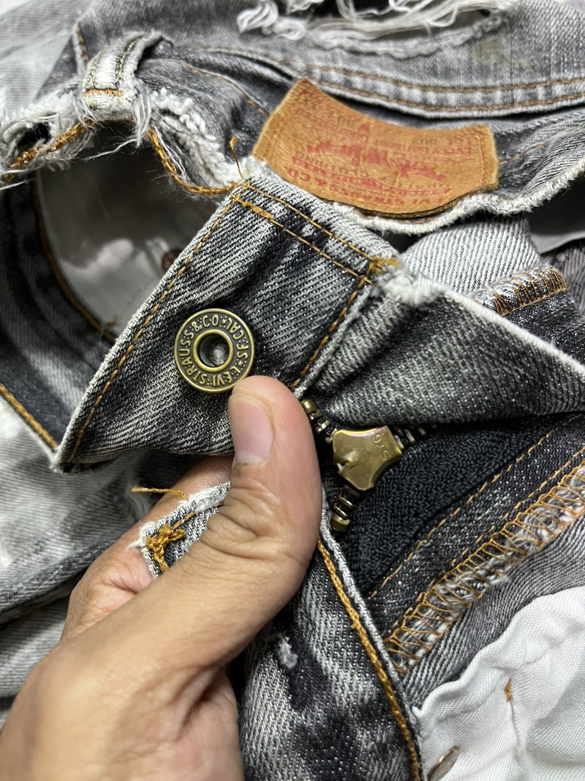 Levi's Vintage Clothing Rare 1990s levis 502 sashiko destroyed sun faded denim pants Size US 30 / EU 46 - 8 Thumbnail