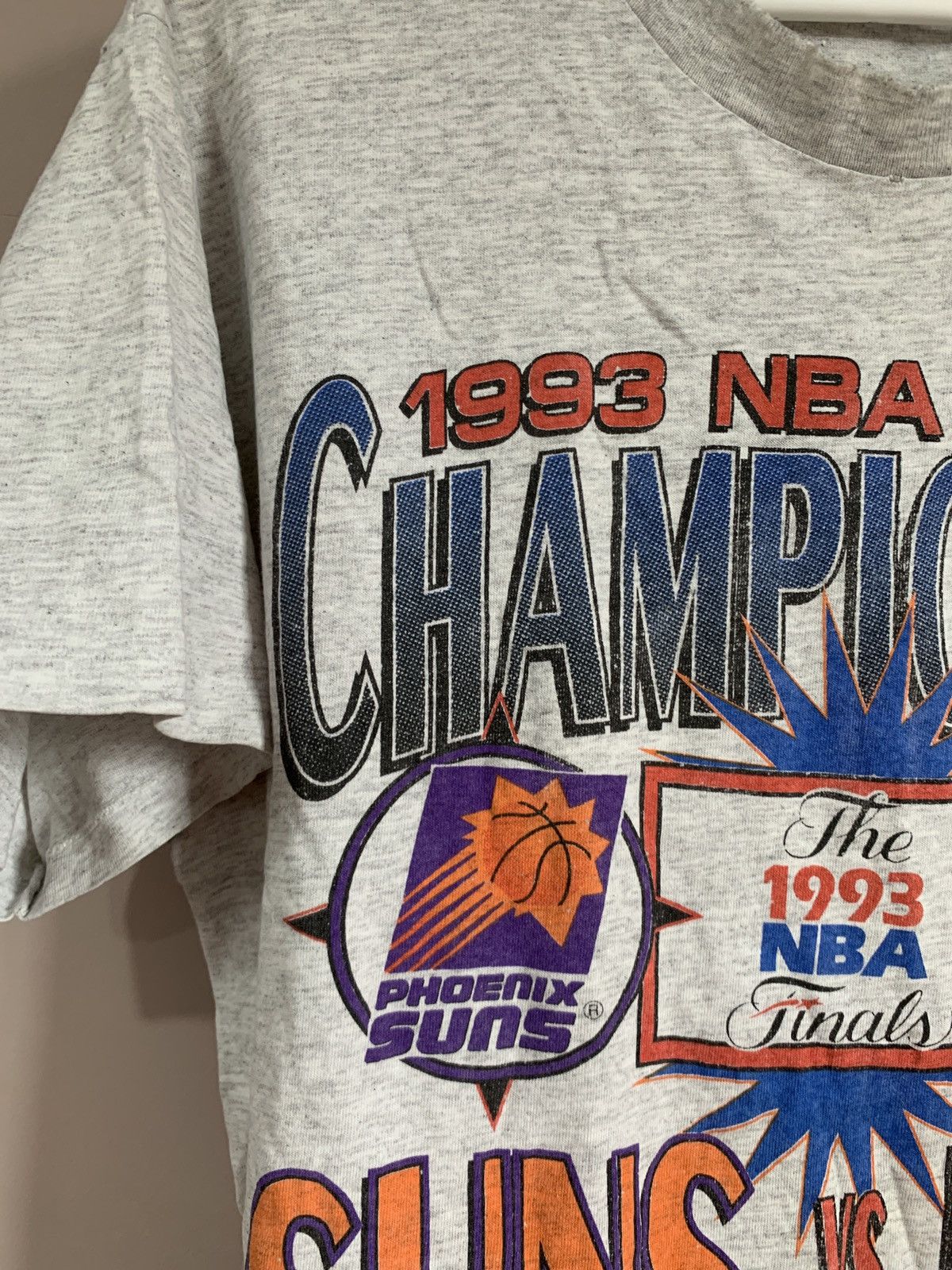 NBA × Vintage Phoenix Suns 1993 Vintage NBA T Shirt Retro Basketball Sz M Size US M / EU 48-50 / 2 - 5 Thumbnail