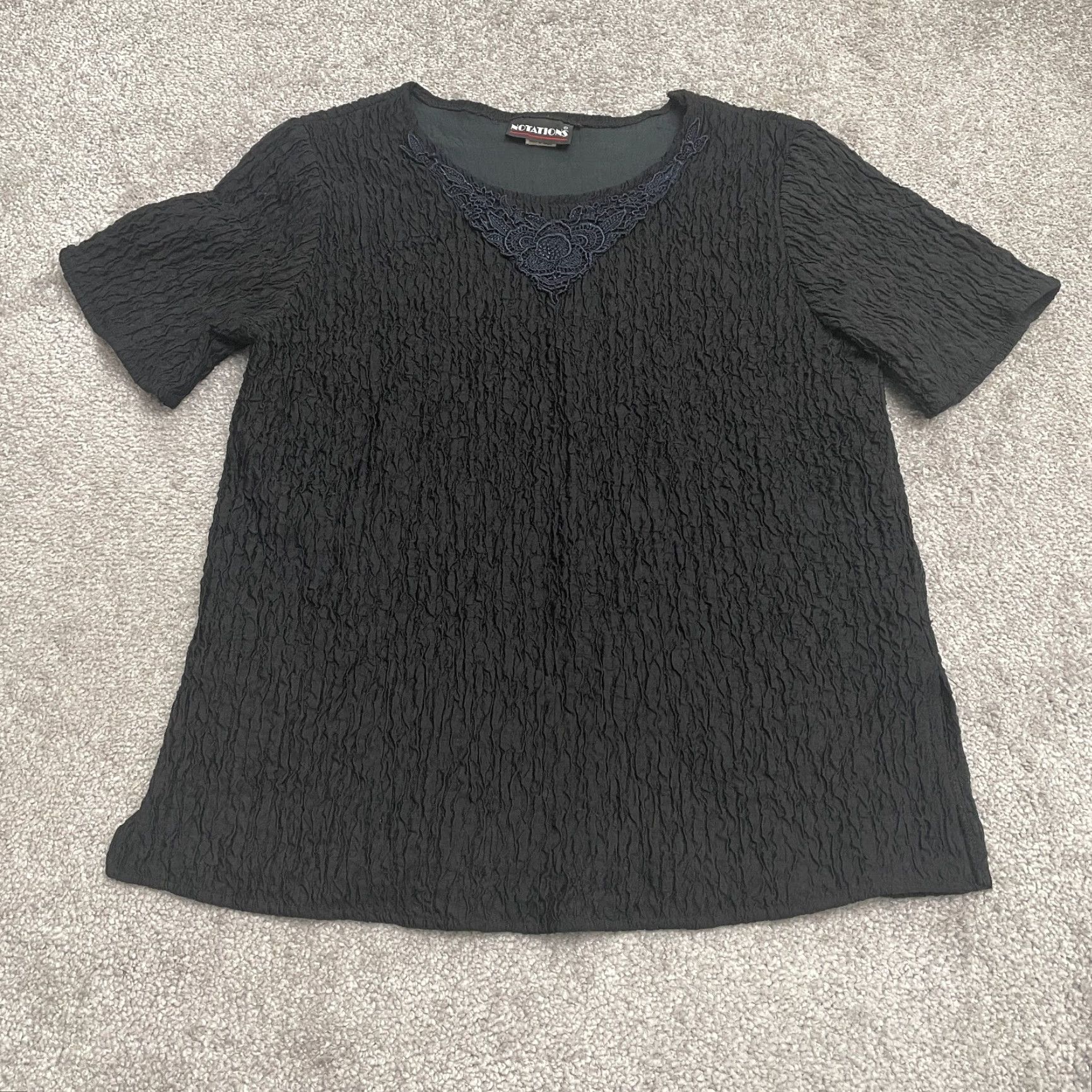 Vintage Notations Vintage Notations Shirt Women S Black Embroidered Textured Short Sleeve Casual Size S / US 4 / IT 40 - 2 Thumbnail