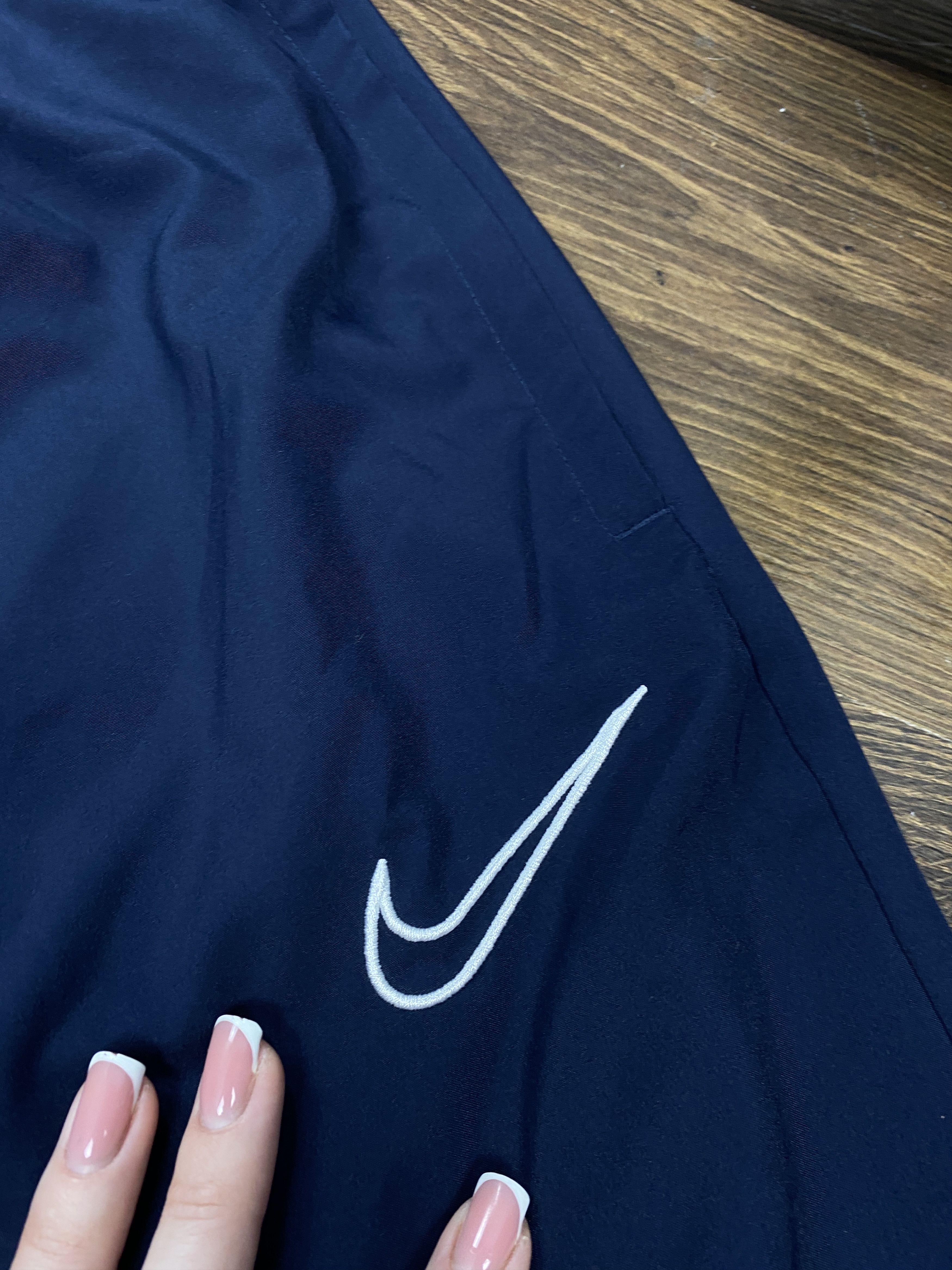 Nike Nike Mens Nylon Parachute Track Pants Size US 36 / EU 52 - 3 Thumbnail