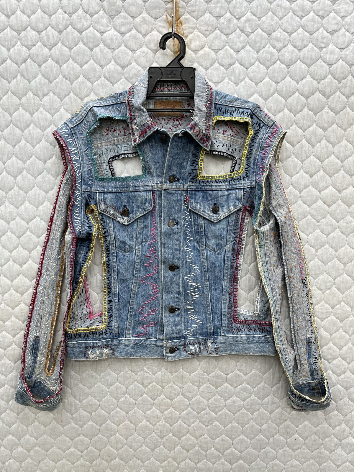 🔥🔥🔥VINTAGE LEVIS CUSTOM/REPAIR TRUCKER DENIM JACKET