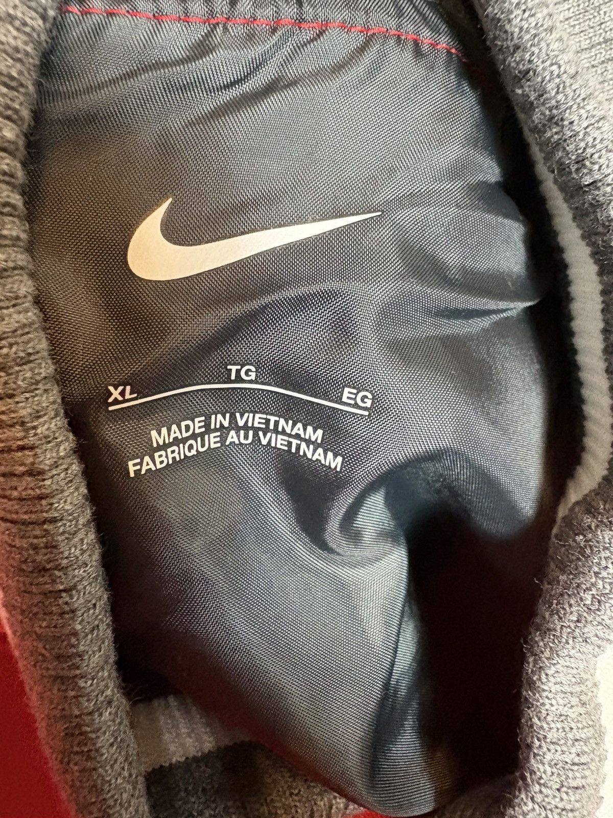 Nike Nike Team Varsity Football Letterman’s Red DJ5971-657 Men XL Size US XL / EU 56 / 4 - 5 Thumbnail