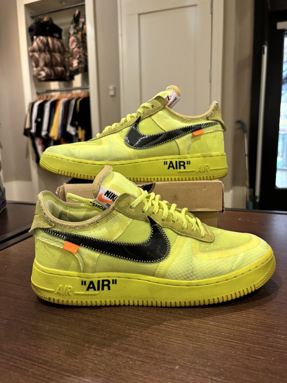 Nike × Off-White Nike Air Force 1 Low ‘Volt’ ‘Off-White’ Size US 10 / EU 43 - 2 Thumbnail