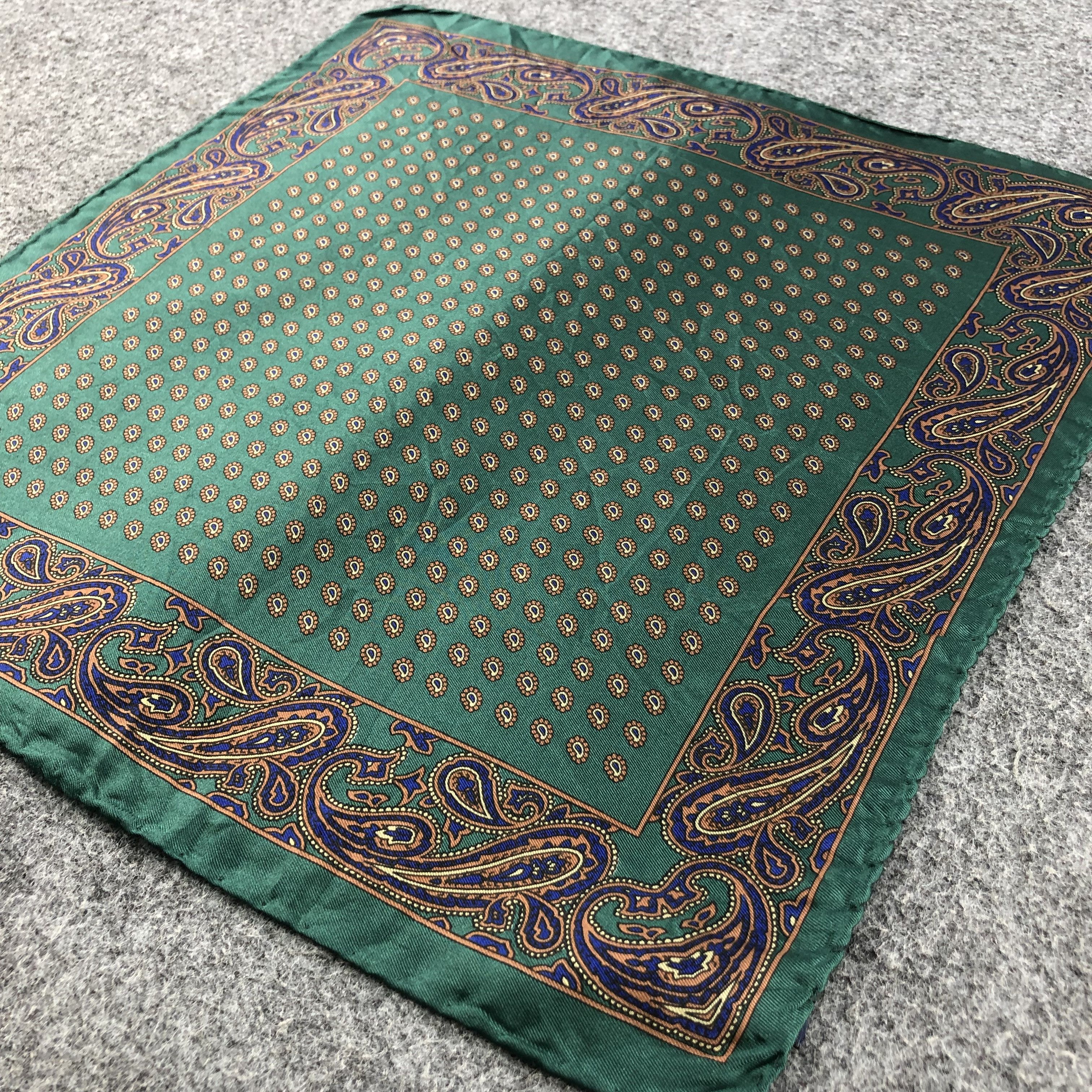 Vintage Tie Rack Paisley Silk Handkerchief Bandana H1339 Size ONE SIZE - 2 Thumbnail