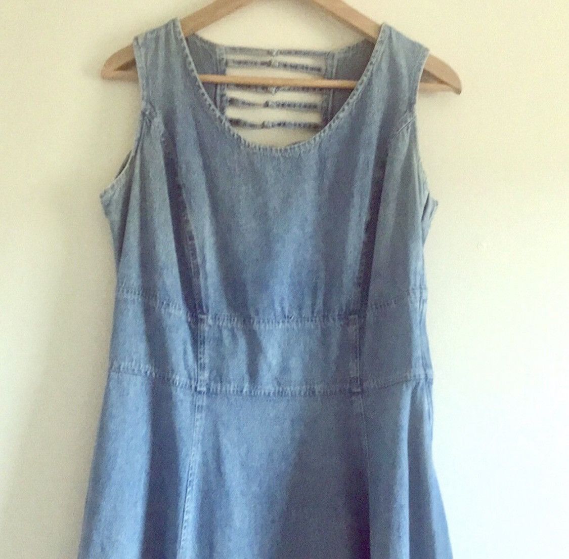 Vintage VINTAGE R&R LIGHT WASH DENIM JEAN CUTOUT BACK MAXI DRESS Size L / US 10 / IT 46 - 5 Thumbnail