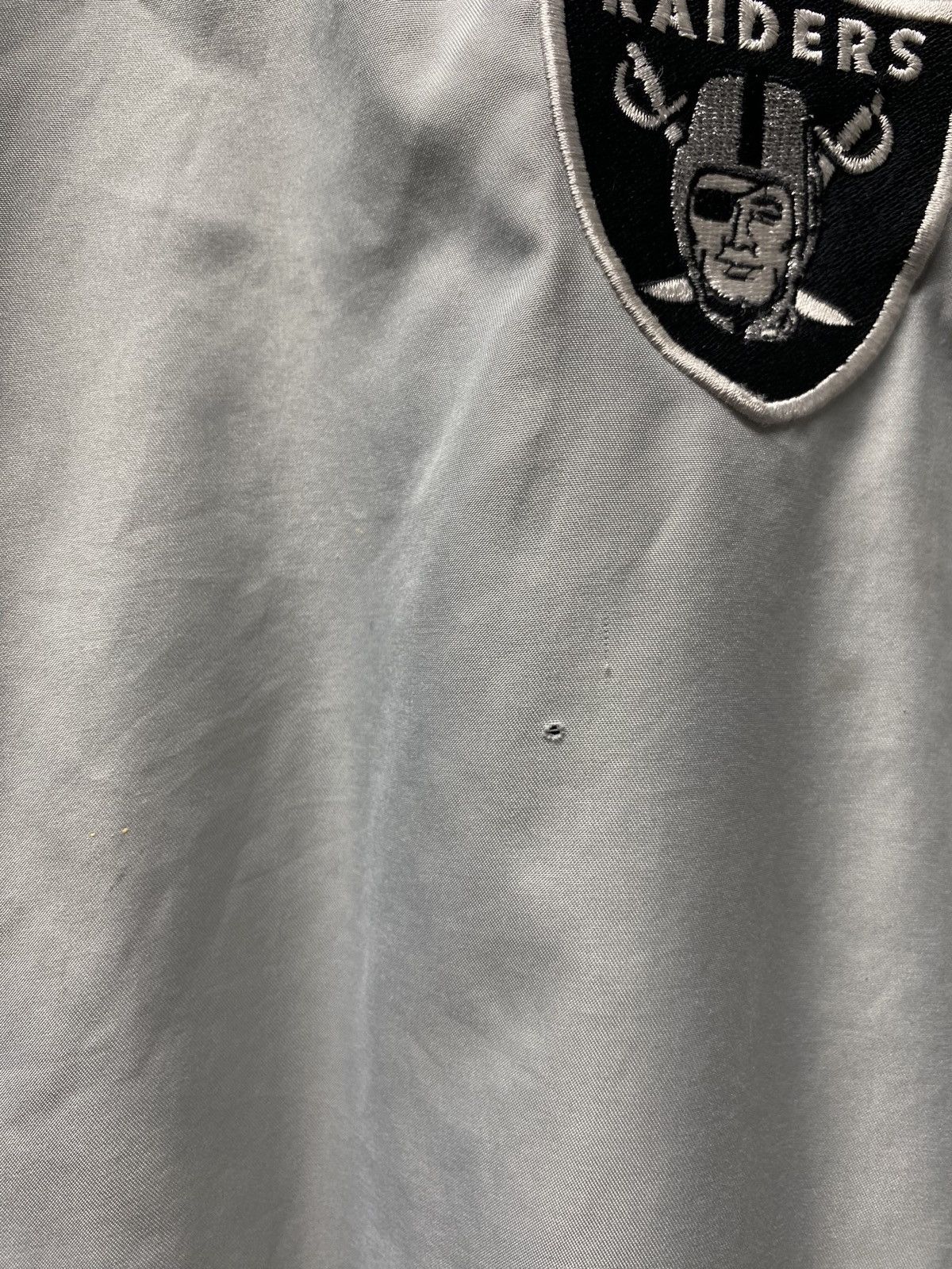 Vintage Vintage Raiders Crewneck Pullover Jacket Reebok Large Size US L / EU 52-54 / 3 - 4 Thumbnail