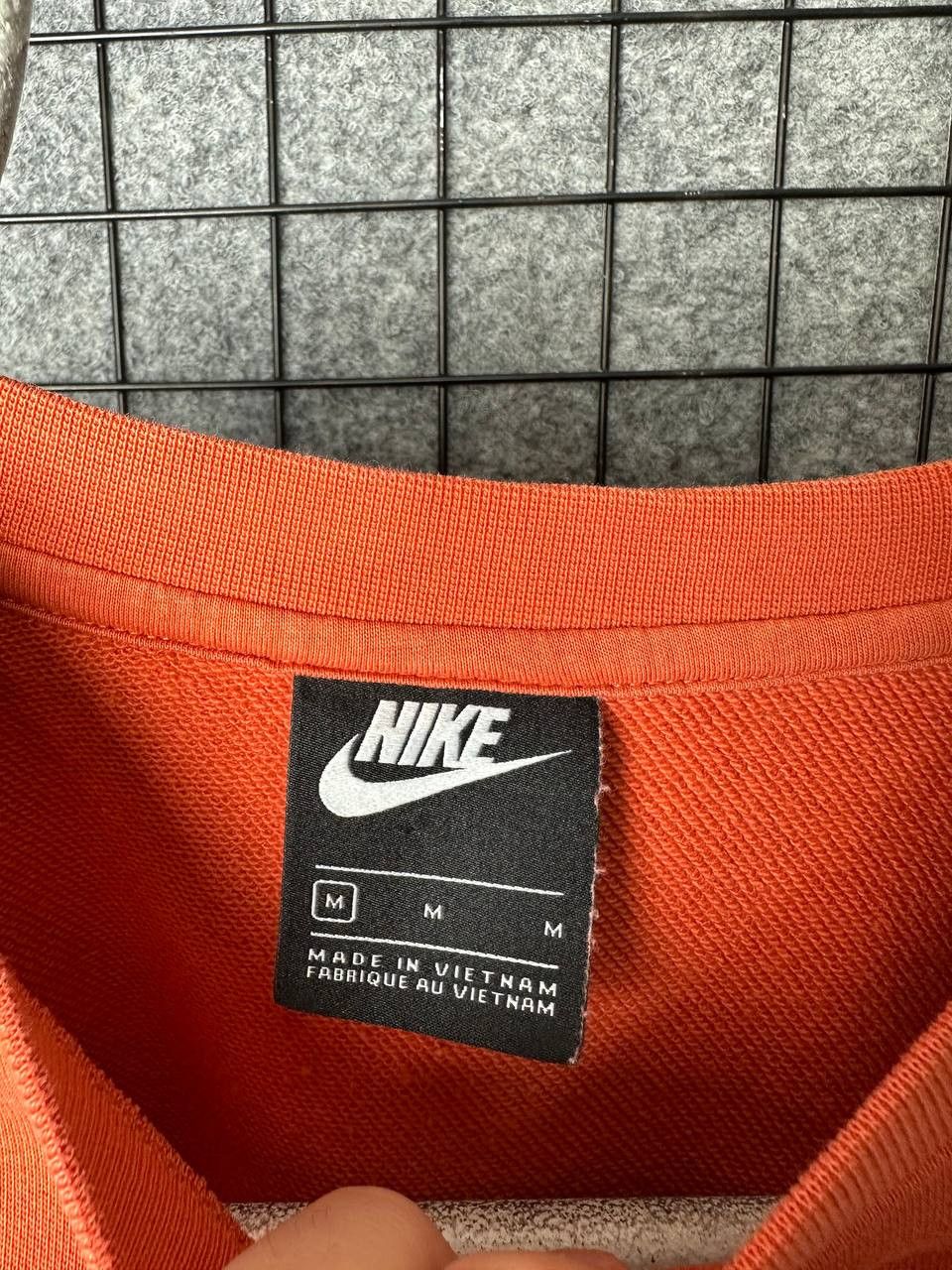 Nike Nike sweatshirt crew neck swoosh size Medium Size US M / EU 48-50 / 2 - 2 Thumbnail