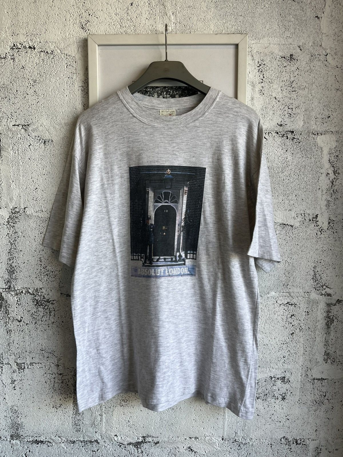 Vintage Vintage ABSOLUT VODKA promo London/madrid 1994’s T-shirt Size US XL / EU 56 / 4 - 2 Thumbnail