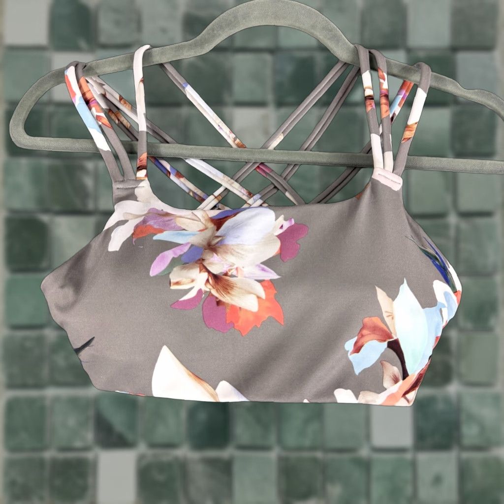 Athleta Athleta Sports Bra Womens Small Gray Botanical Floral Gym Yoga Lightweight Pullover Crossback Wireless Full Cup Breathable Size ONE SIZE - 1 Thumbnail