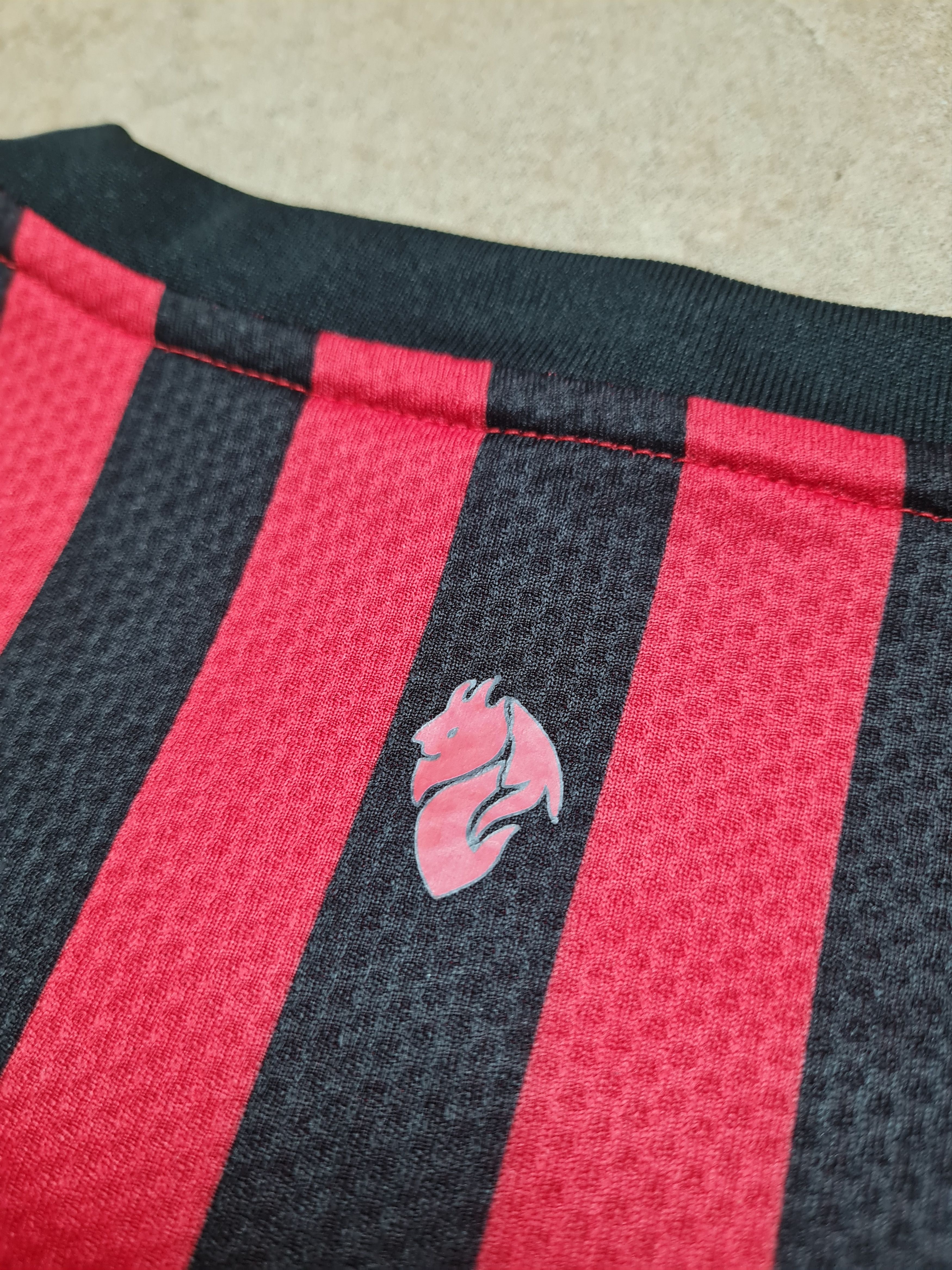 Puma MILAN 2019-2020 HOME FOOTBALL SHIRT PUMA 754419-06 Size US XL / EU 56 / 4 - 23 Thumbnail