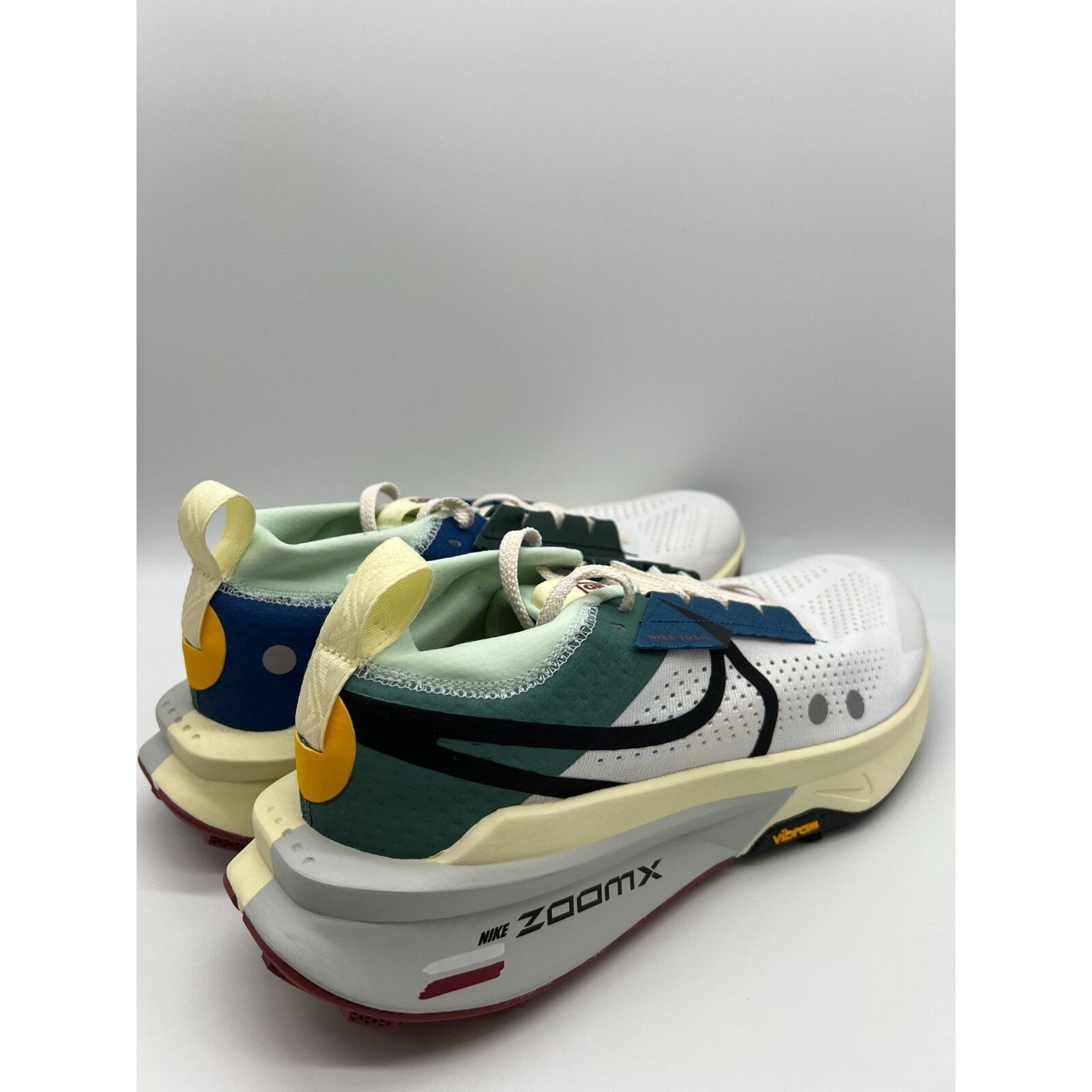 Nike Nike ZoomX Zegama 2 White Bicoastal FD5190-101 Men's Size 11 Size US 11 / EU 44 - 7 Thumbnail