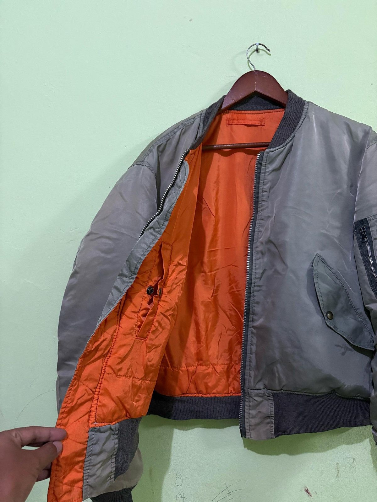 Alpha Industries Vintage Alpha Industries MA-1 Flight Jacket USAF USA Size US L / EU 52-54 / 3 - 4 Thumbnail