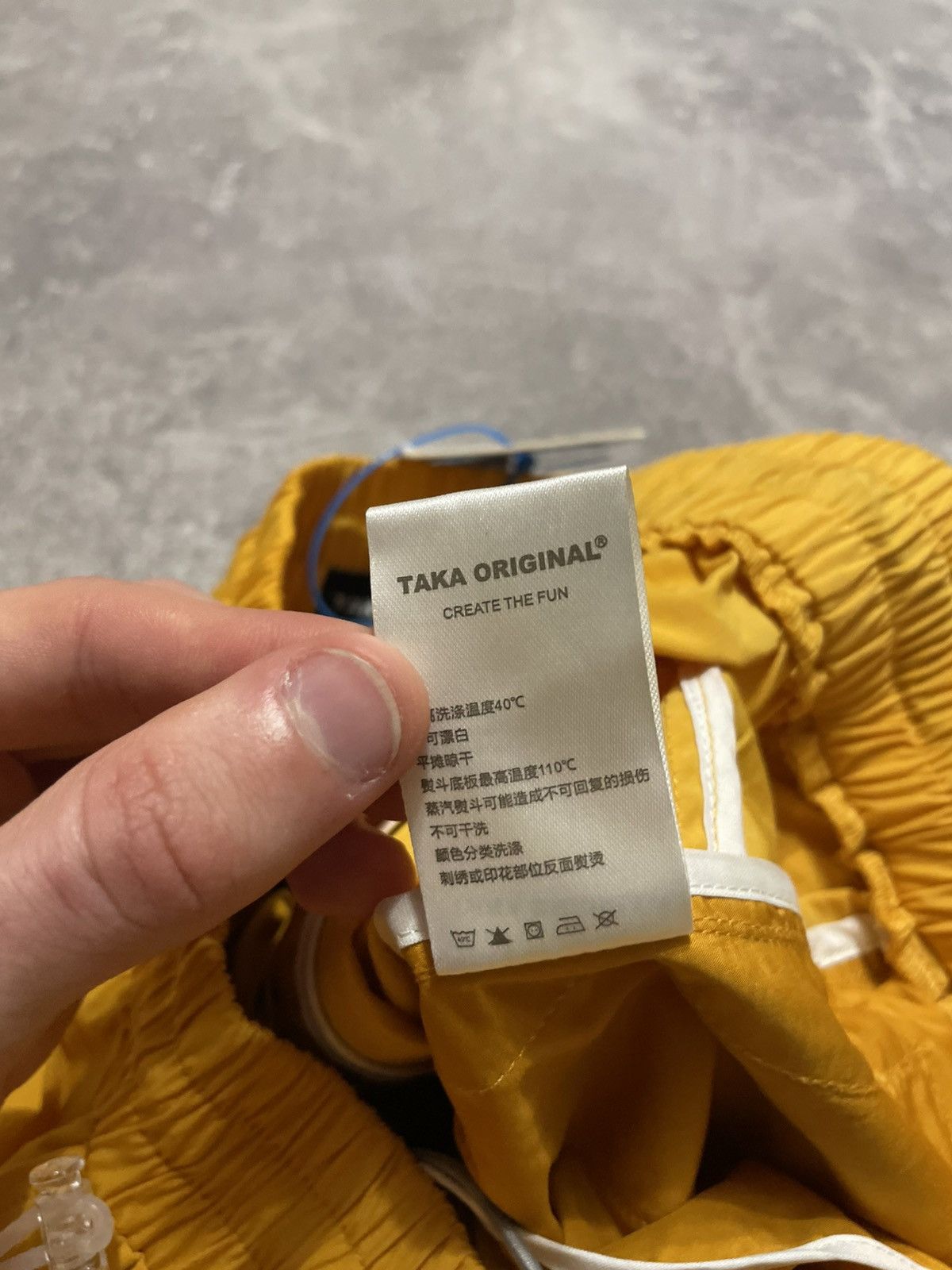 Japanese Brand × TAKA Original NEW Taka Original Tech Wear Y2K Shorts Size US 32 / EU 48 - 13 Thumbnail