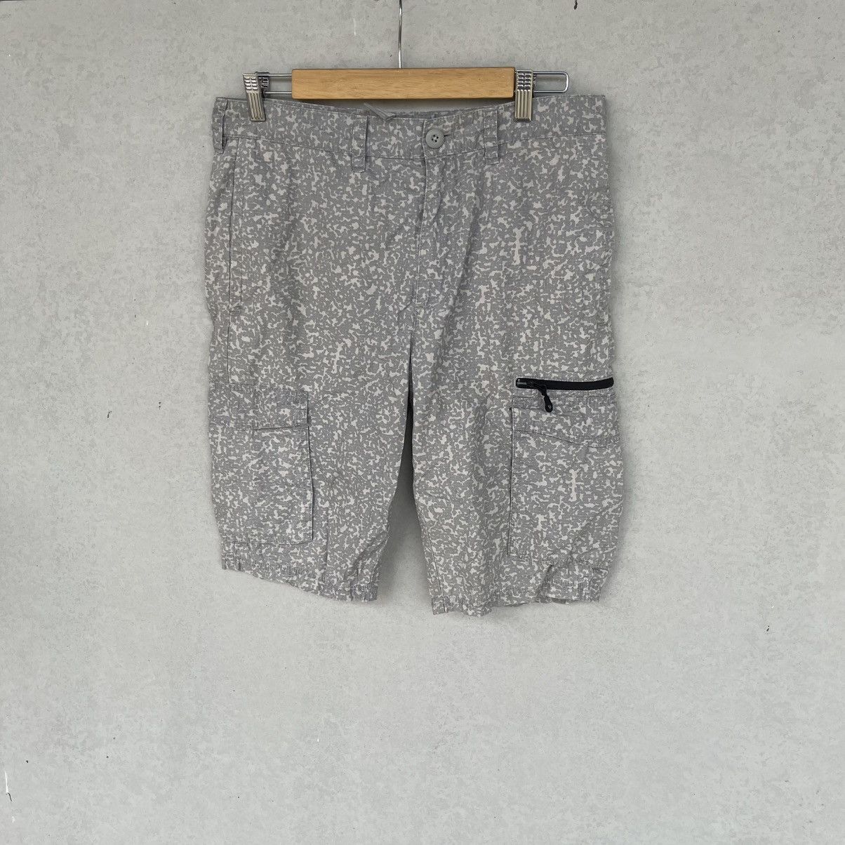 Other Vintage Nike Grey Patterned Shorts Size M W19 L12.5 Size US 26 / EU 42 - 2 Thumbnail