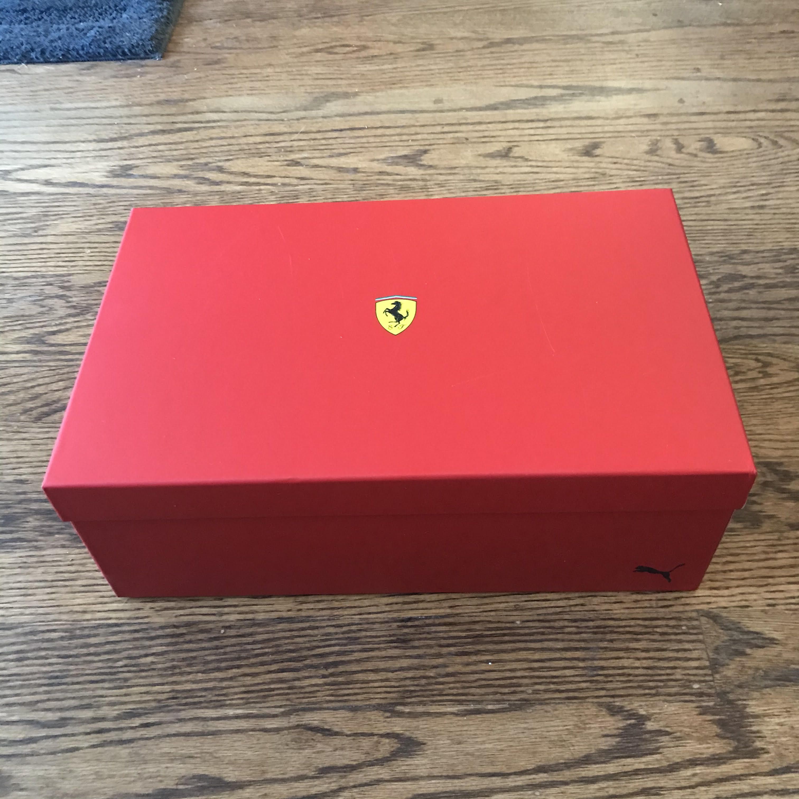 Ferrari × Puma Ferrari Speedcat Shield Size US 10 / EU 43 - 8 Thumbnail