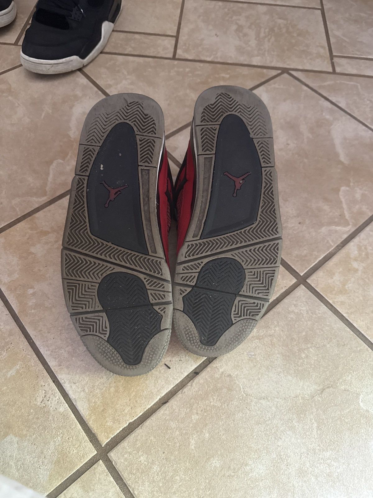 Jordan Brand Jordan 4 red Size US 11 / EU 44 - 2 Thumbnail