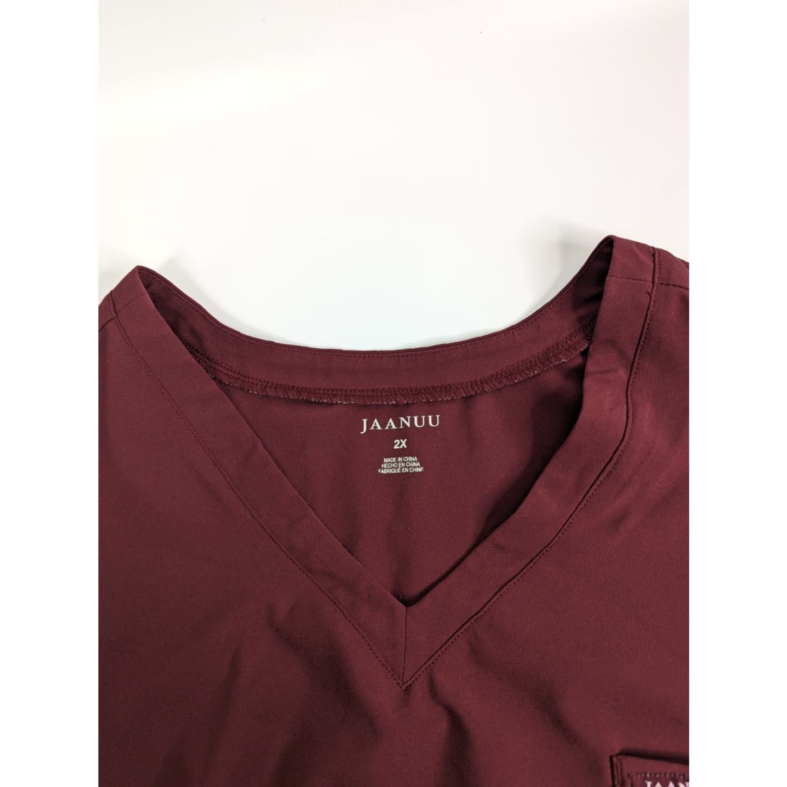 Vintage JAANUU FIGS Scrub Top Womens 2X Burgundy V-Neck Performance Work Maroon J96259C Size XXL / US 16-18 / IT 52-54 - 7 Thumbnail