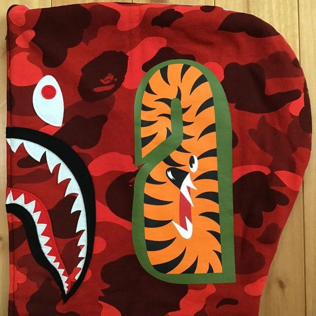Bape BAPE Grey x Red camo shark full zip hoodie a bathing ape Size US L / EU 52-54 / 3 - 5 Thumbnail