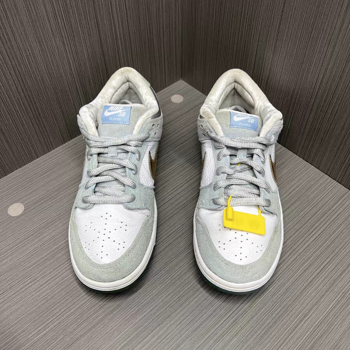 Nike Nike Dunk SB Pro "Holiday Special" (Frozen) Skate Shoes K15 Size US 11 / EU 44 - 2 Thumbnail