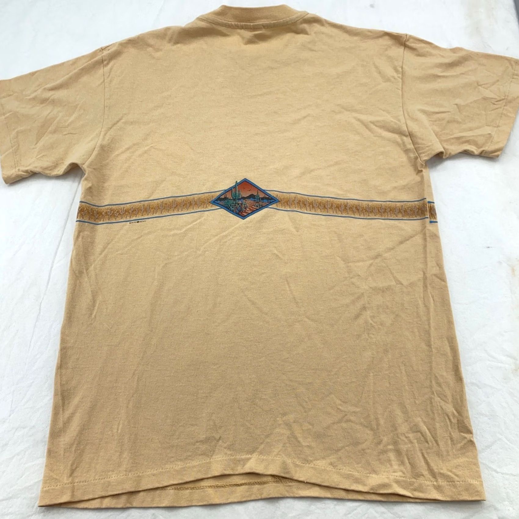 Vintage VINTAGE Arizona Desert Sunset Wrap Around Print T-Shirt Large Beige Men Short Sleeve Crew Neck 90s 1990s Mens Size US L / EU 52-54 / 3 - 3 Thumbnail