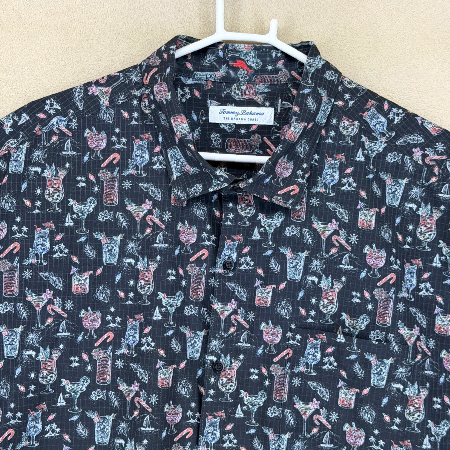 Tommy Bahama Tommy Bahama Mens 2XLTG Black Cocktail Print Short Sleeve Button Up Shirt Size US XXL / EU 58 / 5 - 2 Thumbnail