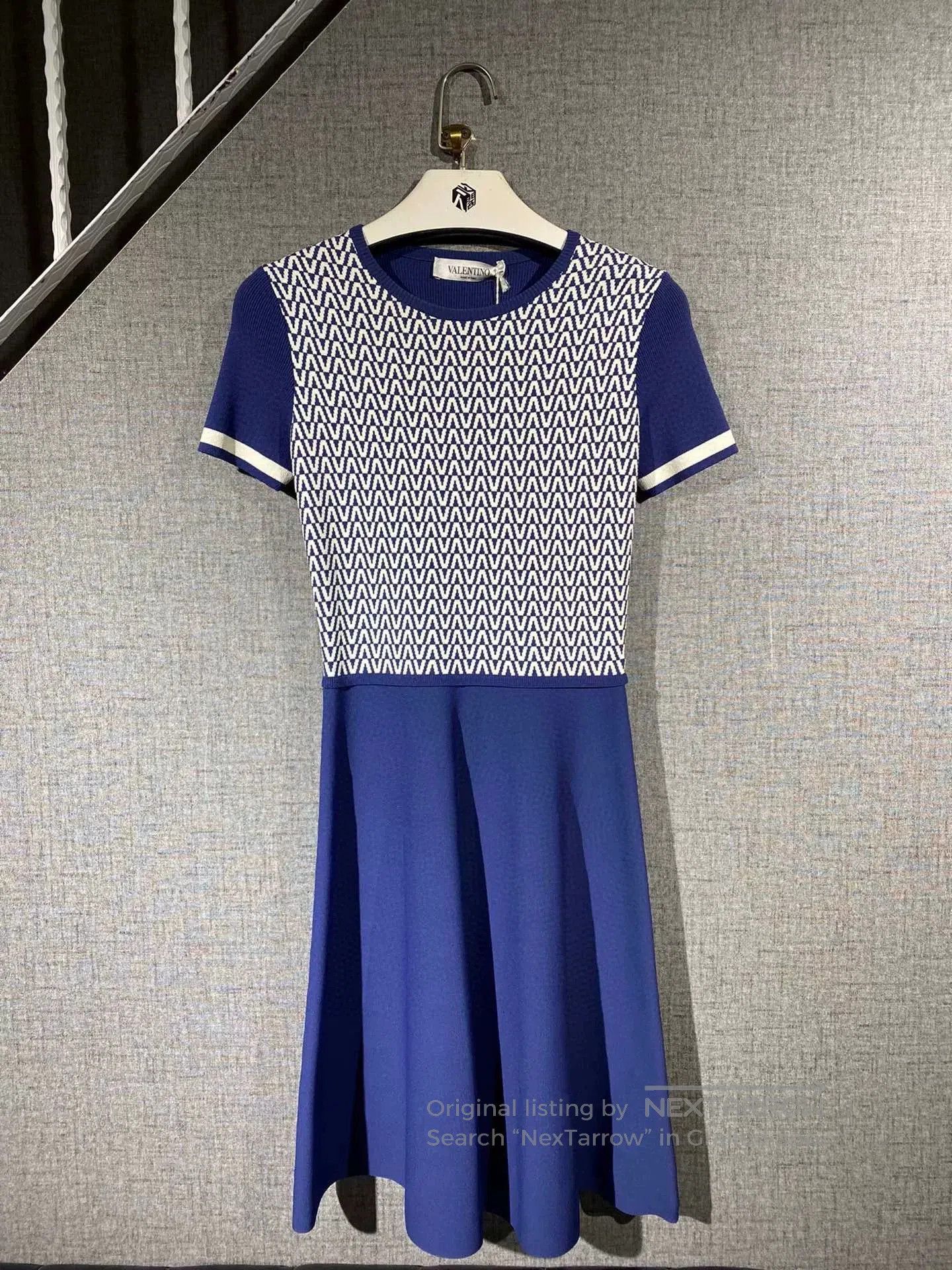Valentino elegant blue Valentino women's dress with tags. Size XS / US 0-2 / IT 36-38 - 1 Thumbnail