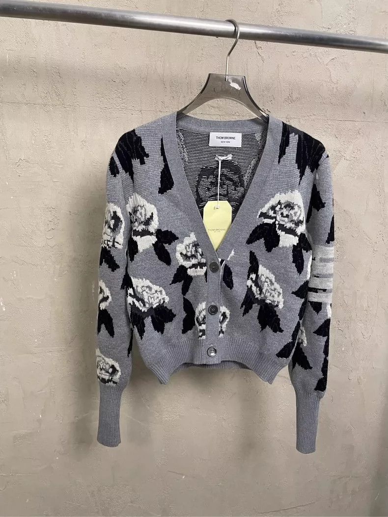 Thom Browne Thom browne Smog blue full-print floral wool cardigan jacke Size XS / US 0-2 / IT 36-38 - 1 Thumbnail