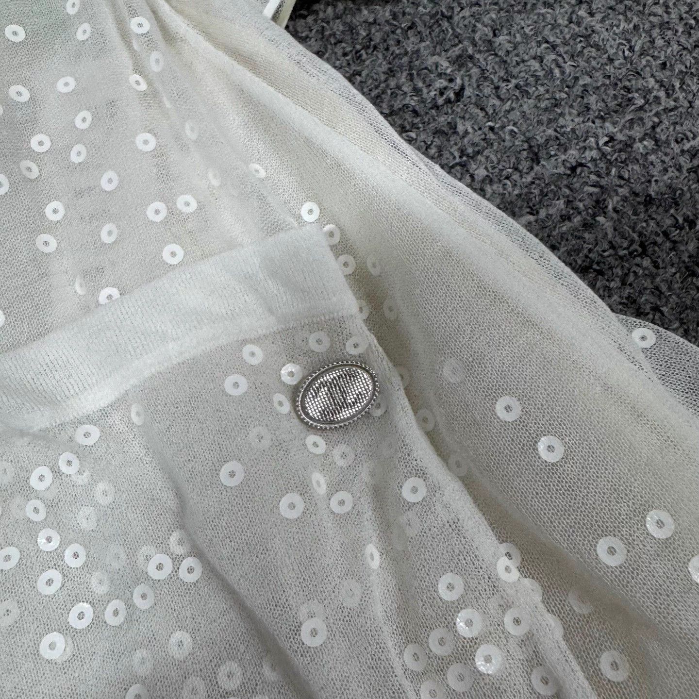 Chanel Chanel white tulle sequin flower dress 34 99 new Size XS / US 0-2 / IT 36-38 - 5 Thumbnail