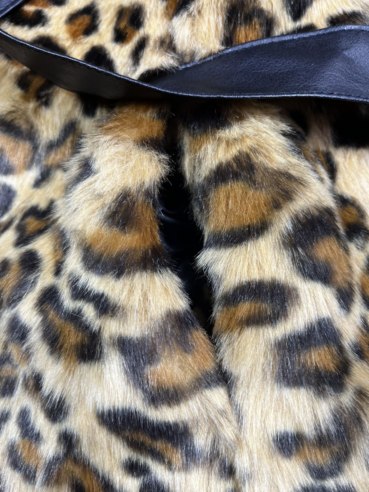 Vintage Vintage 90s leopard fur faux belt vest retro 00s style S Size S / US 4 / IT 40 - 6 Thumbnail
