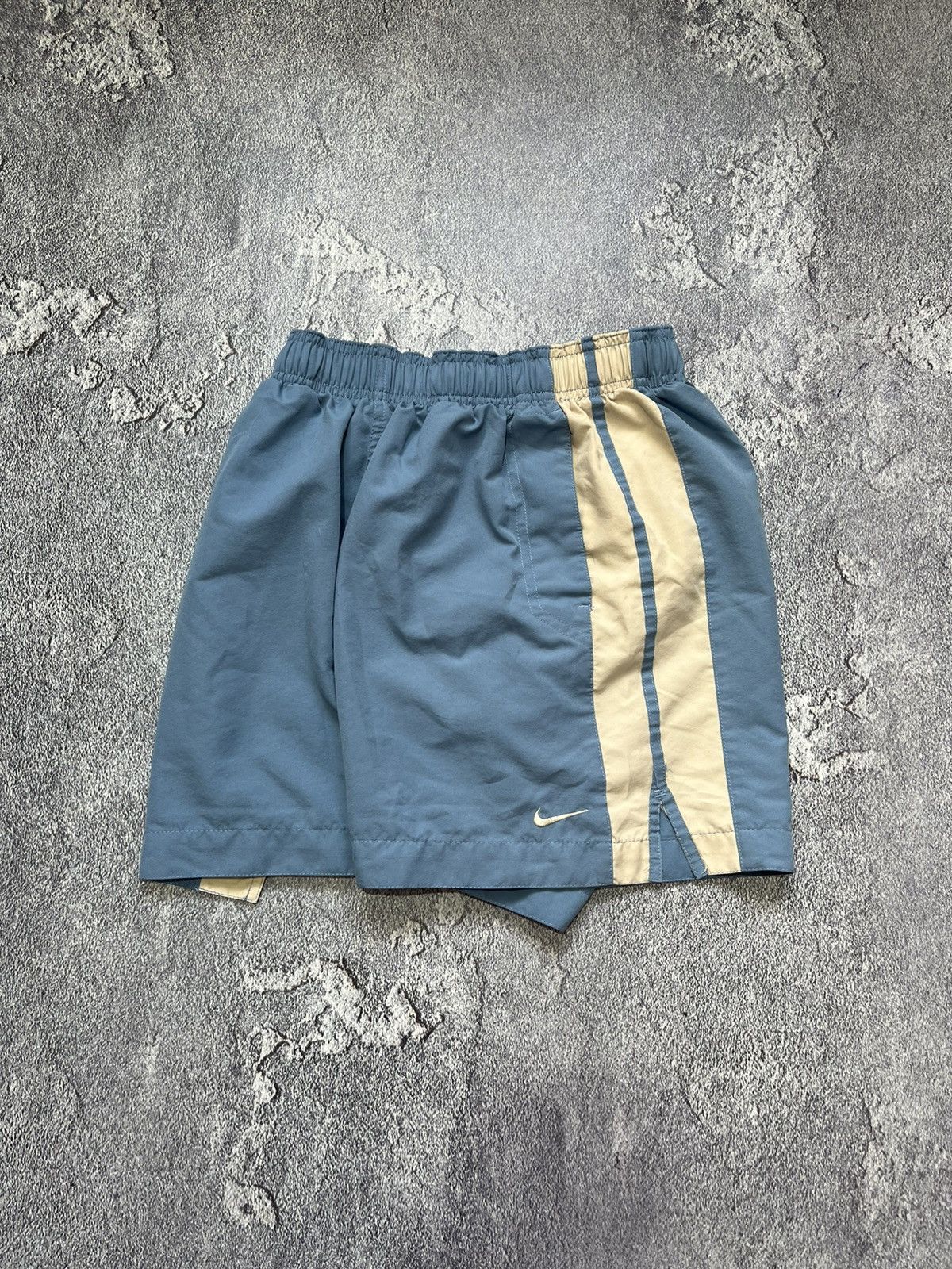Nike × Vintage VERY RARE NIKE SHORTS VINTAGE DRILL SWOOSH Y2K 90s HYPE SURF Size US 30 / EU 46 - 2 Thumbnail
