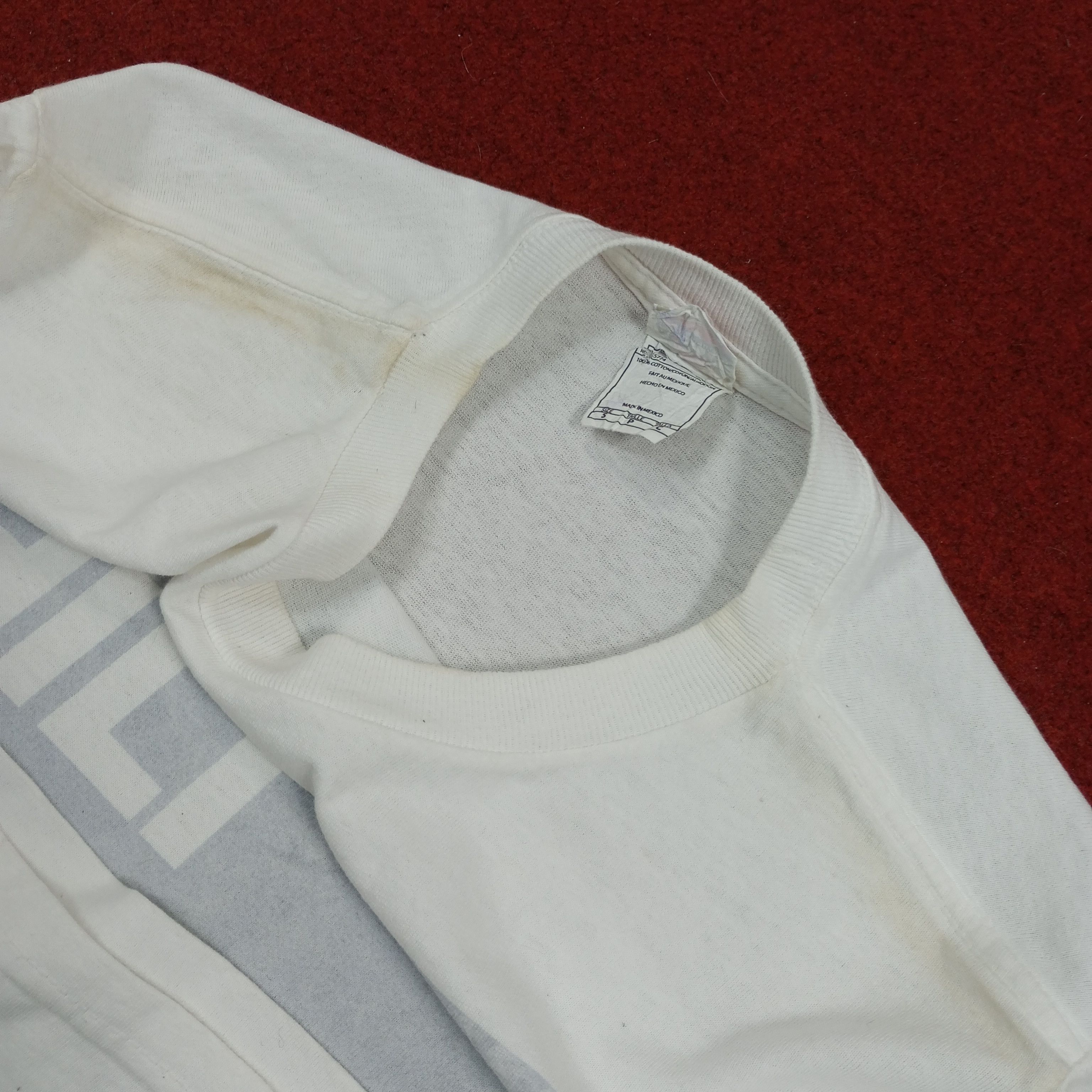 Band Tees × Vintage Red Hot Chili Peppers Band Phototees Style Tshirt Size US S / EU 44-46 / 1 - 7 Thumbnail