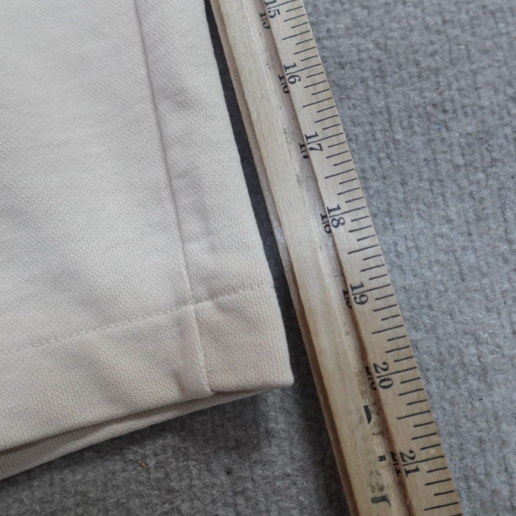 Vintage The Stronghold Shorts Mens Medium Beige Drawstring Solid Sweatshorts Size US 31 - 6 Thumbnail