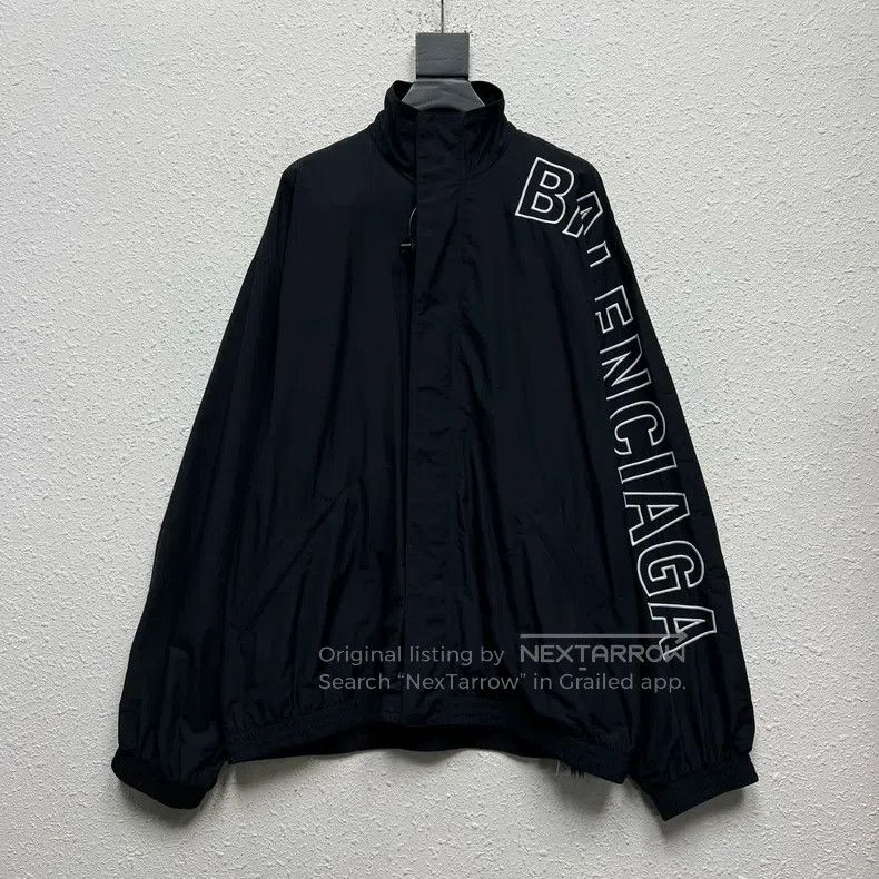 Balenciaga Balenciaga Side Sleeve Letter Logo Cut-Out Embroidered Jac Size US S / EU 44-46 / 1 - 1 Thumbnail