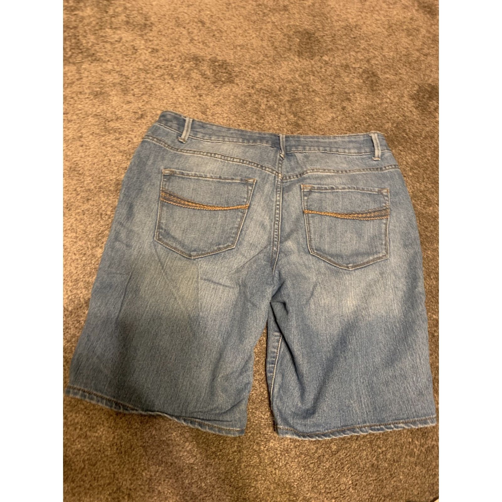Vintage SONOMA Bermuda Shorts Ladies Size 10 Mid Rise Denim Cotton Blend Beige/Blue Regular Woven Zipper Button Casual Women Size 32" / US 10 / IT 46 - 5 Thumbnail