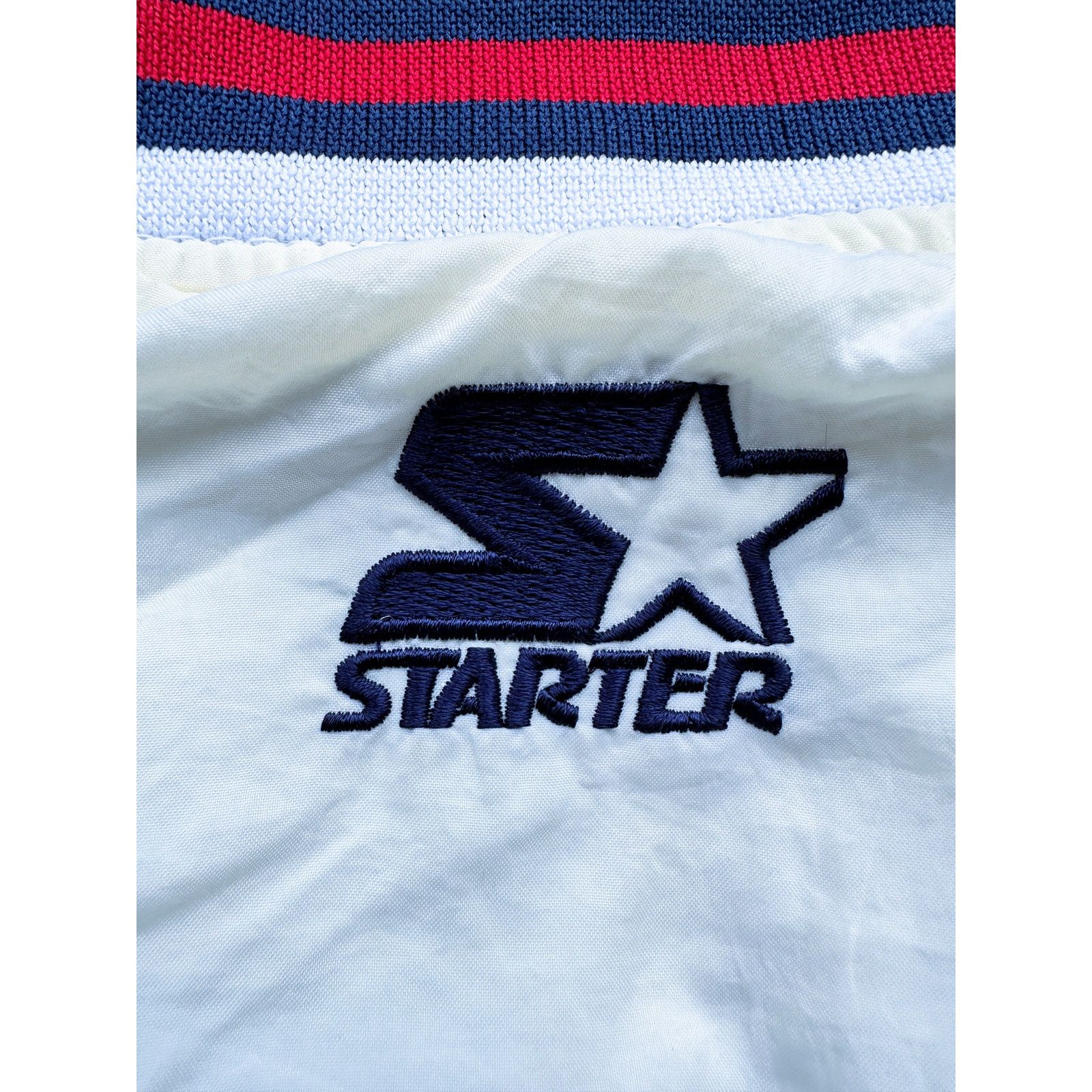 NCAA × Starter UConn Huskies 90s STARTER Pullover white vtg Connecticut Size US XL / EU 56 / 4 - 6 Thumbnail