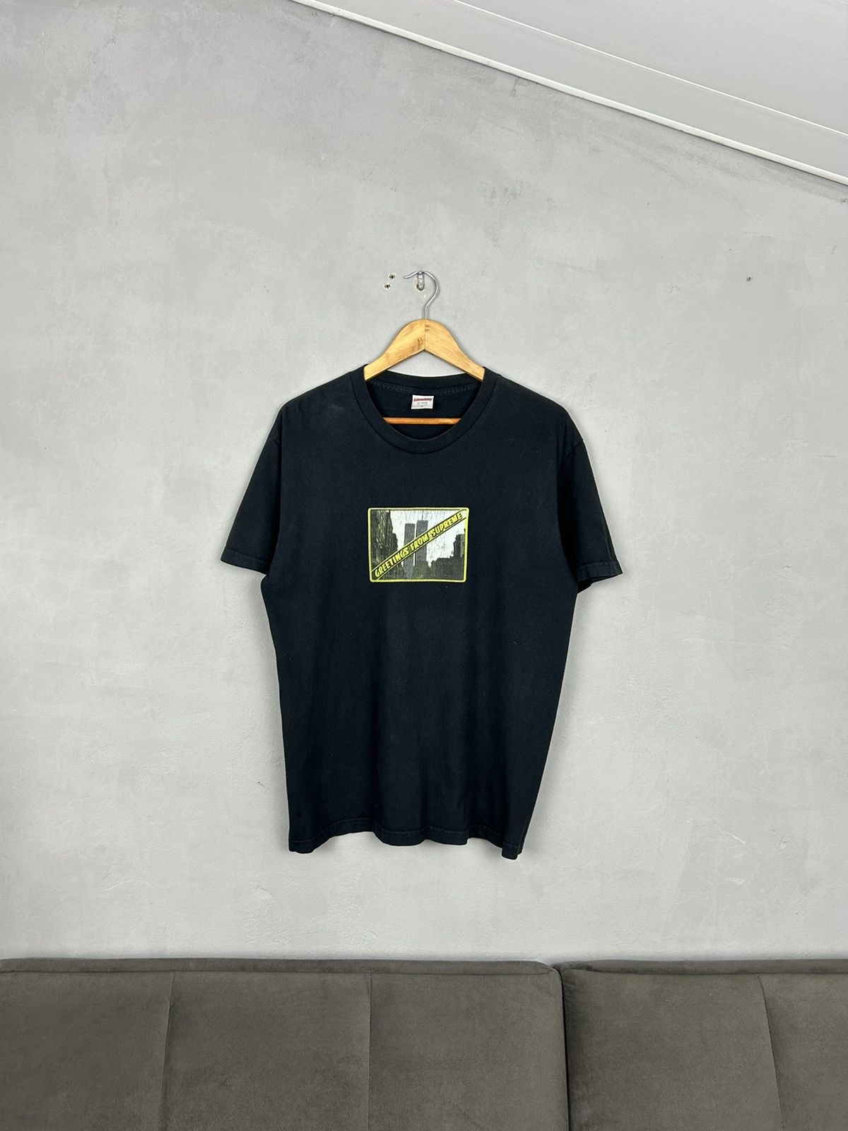 Supreme Supreme Greetings t shirt made in Usa Size US M / EU 48-50 / 2 - 1 Thumbnail
