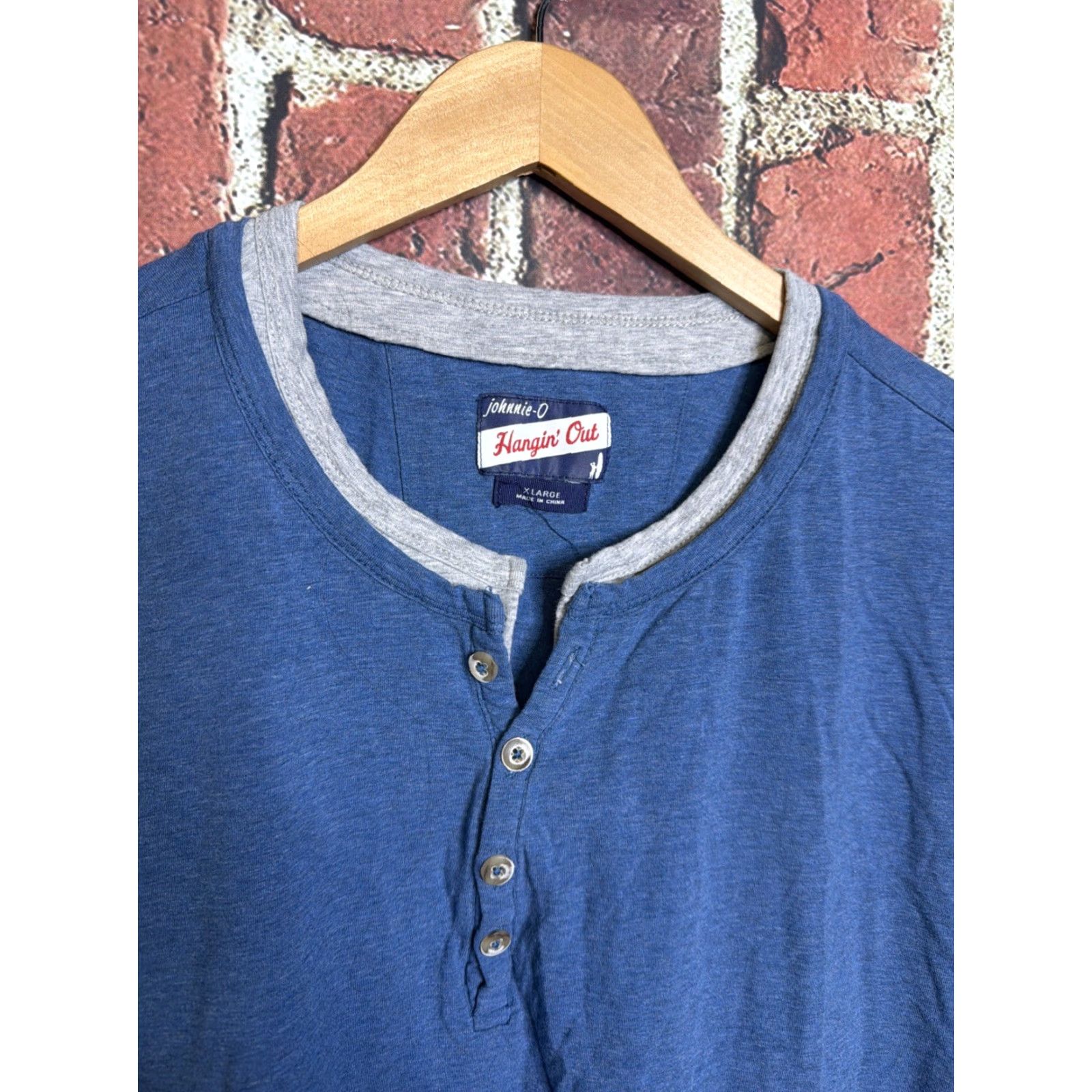 johnnie-O Johnnie O Mens XL Blue Hangin Out Short Sleeve Henley Shirt T-Shirt Size US XL / EU 56 / 4 - 2 Thumbnail