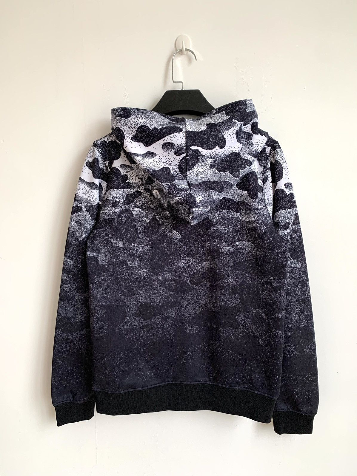 Bape A Bathing Ape Bape Camo Full Zip Hoodie Size XS / US 0-2 / IT 36-38 - 4 Thumbnail