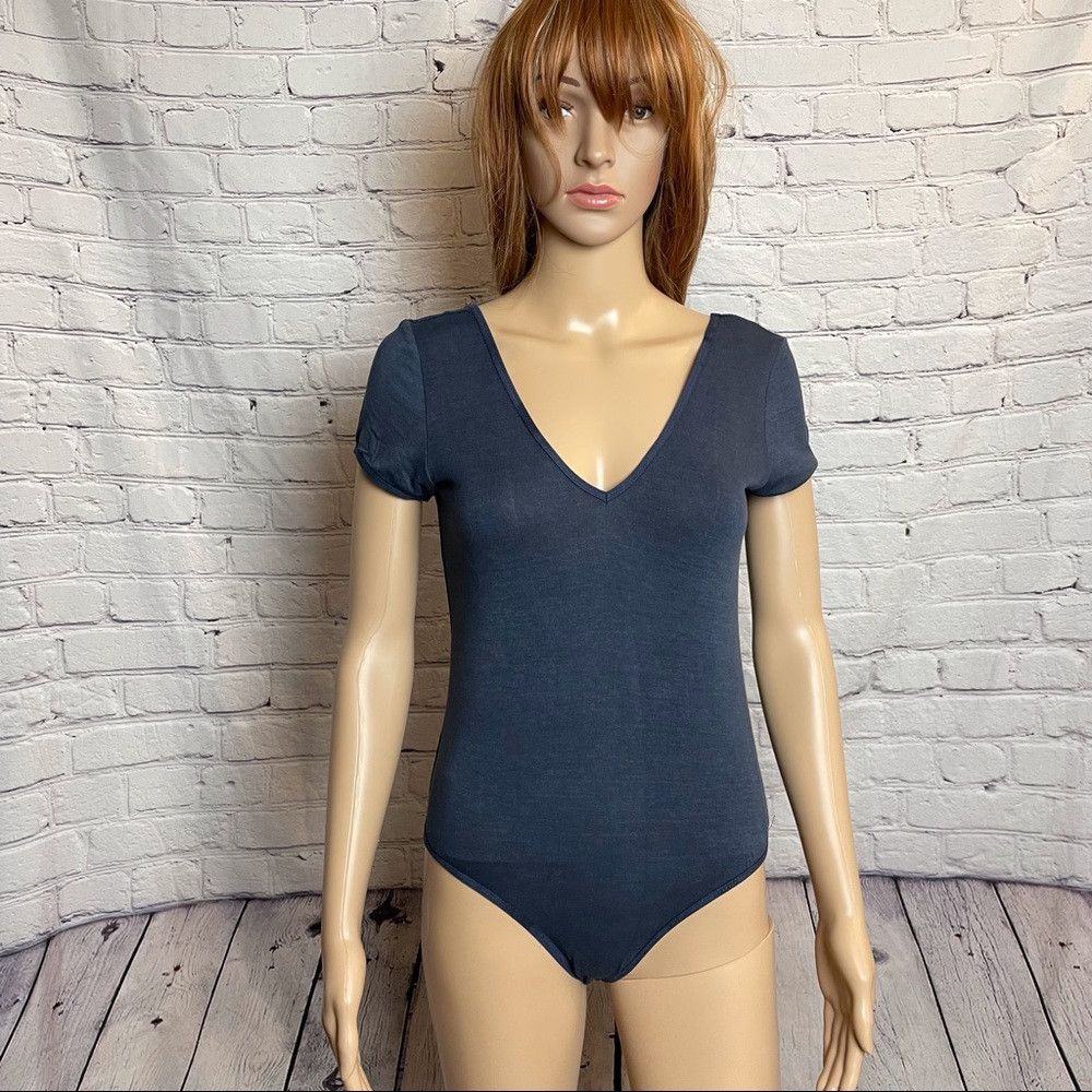 Other NWT New Olivaceous Bodysuit Blue Short Sleeves Size M Size M / US 6-8 / IT 42-44 - 1 Thumbnail