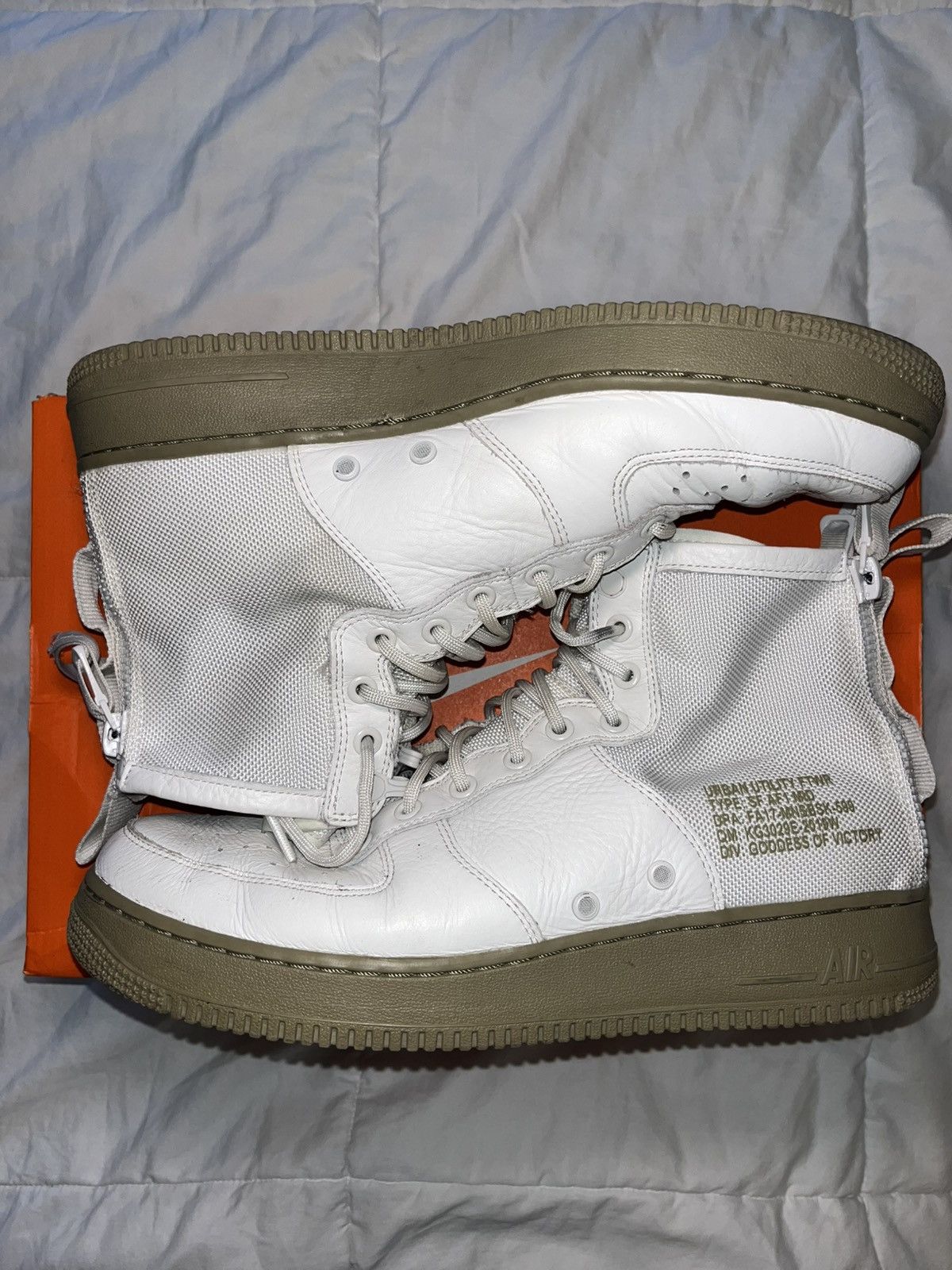 Nike Nike SF Air Force 1 Mid Size US 11 / EU 44 - 2 Thumbnail