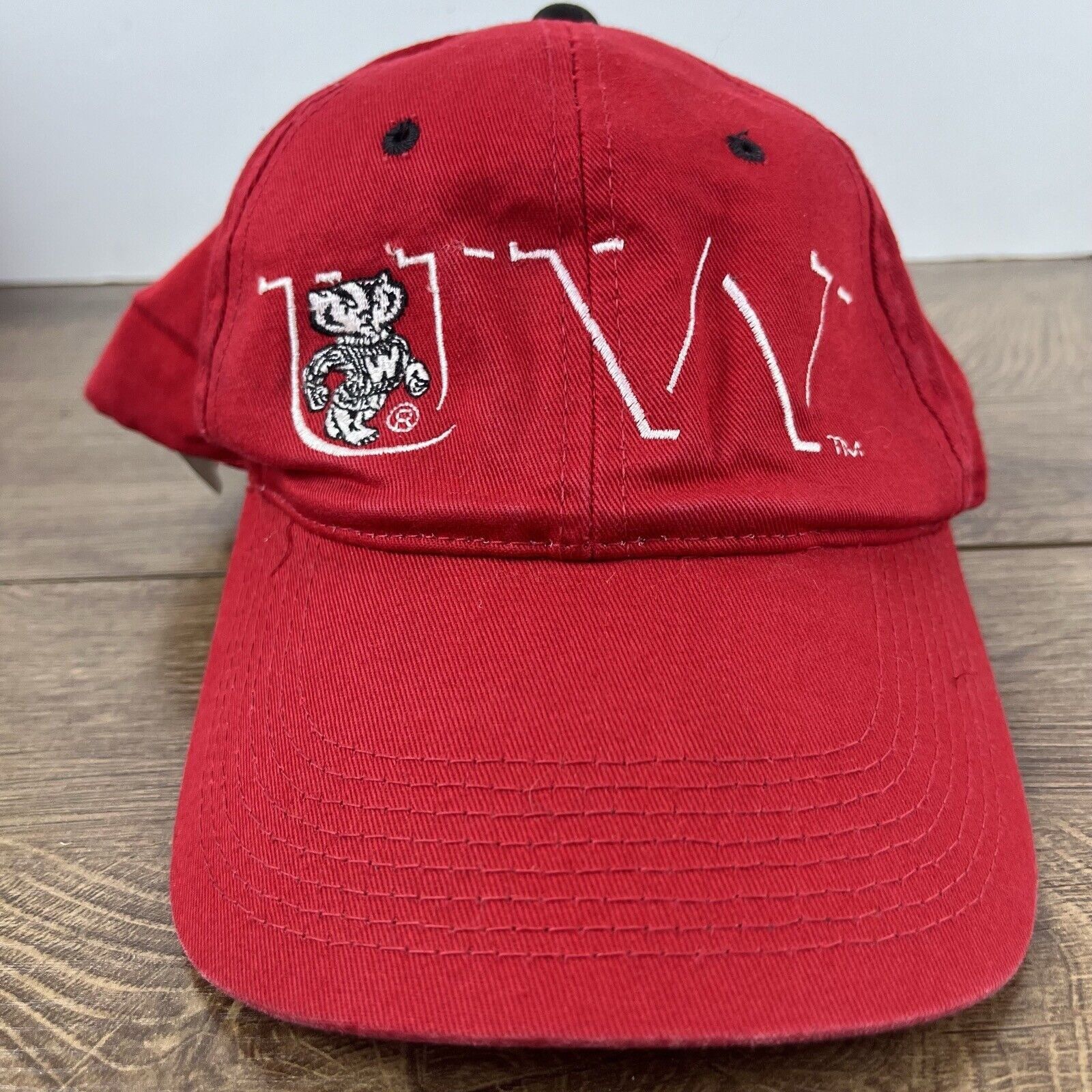 Other Wisconsin Badgers NCAA Hat Badgers Red Cap Adjustable Red Ad Size ONE SIZE - 4 Thumbnail