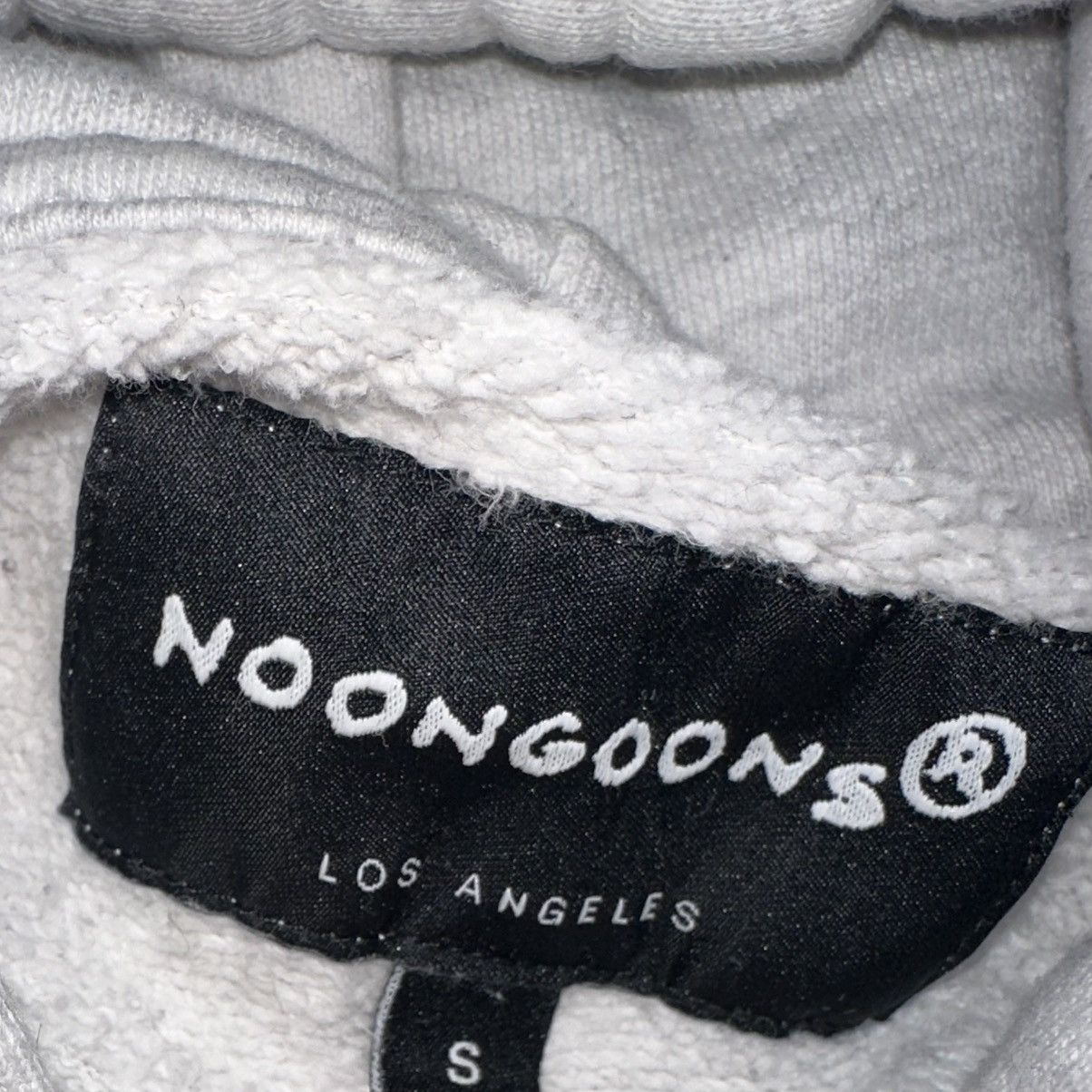 Noon Goons × SSENSE Noon Goons Gray Circle N Hoodie Size US S / EU 44-46 / 1 - 6 Thumbnail