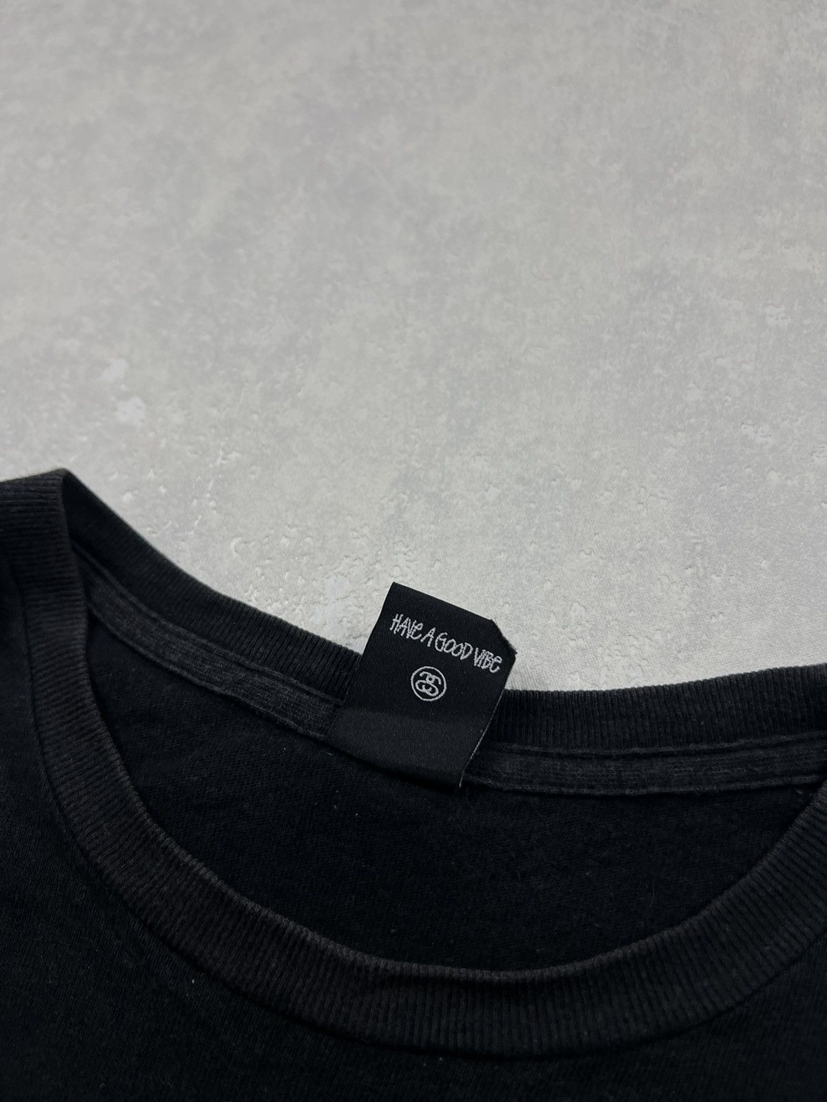 Stussy STUSSY INTERNATIONAL TRIBE N4 LIVIN XL RARE TEE BIG LOGO Size US L / EU 52-54 / 3 - 8 Thumbnail