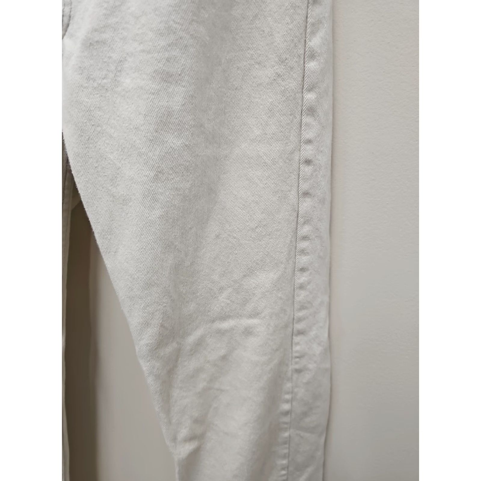 Levi's VINTAGE Levi's 501 Jeans Button Fly Straight White 31x34 Mens Denim Cotton 5-Pocket Modern Style Regular Fit Adapted for Comfort Size US 31 - 5 Thumbnail