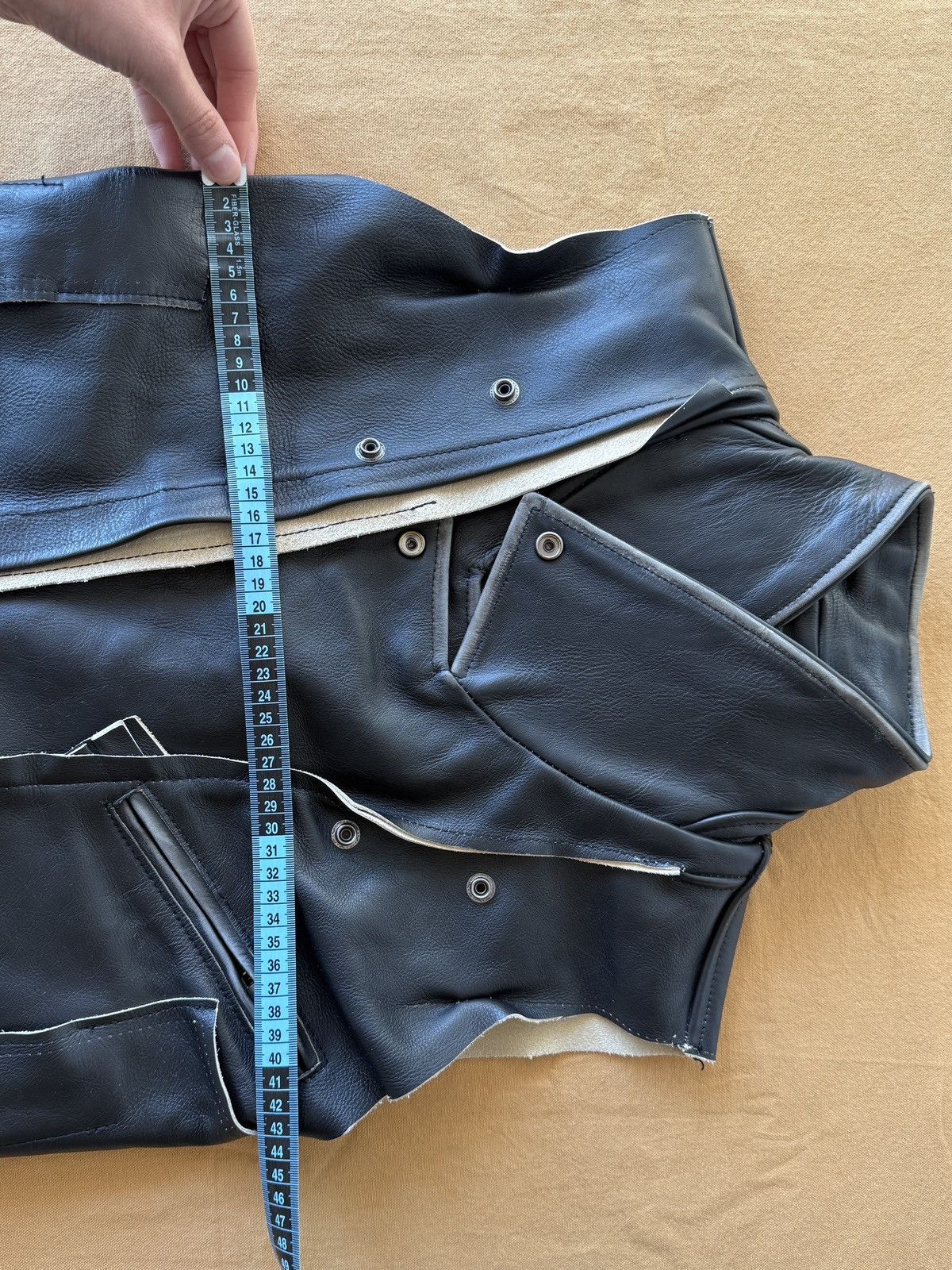 H&M × Maison Margiela Maison Margiela x H&M leather vest Size S / US 4 / IT 40 - 16 Thumbnail